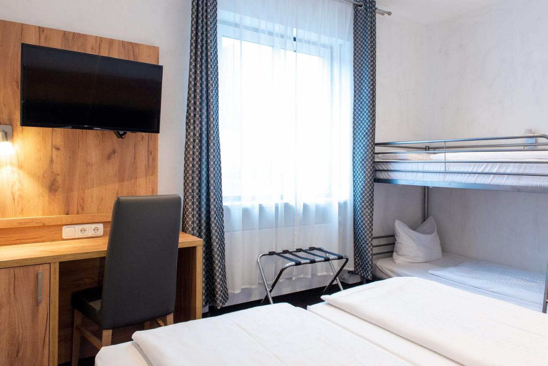 Quadruple Room photo 2