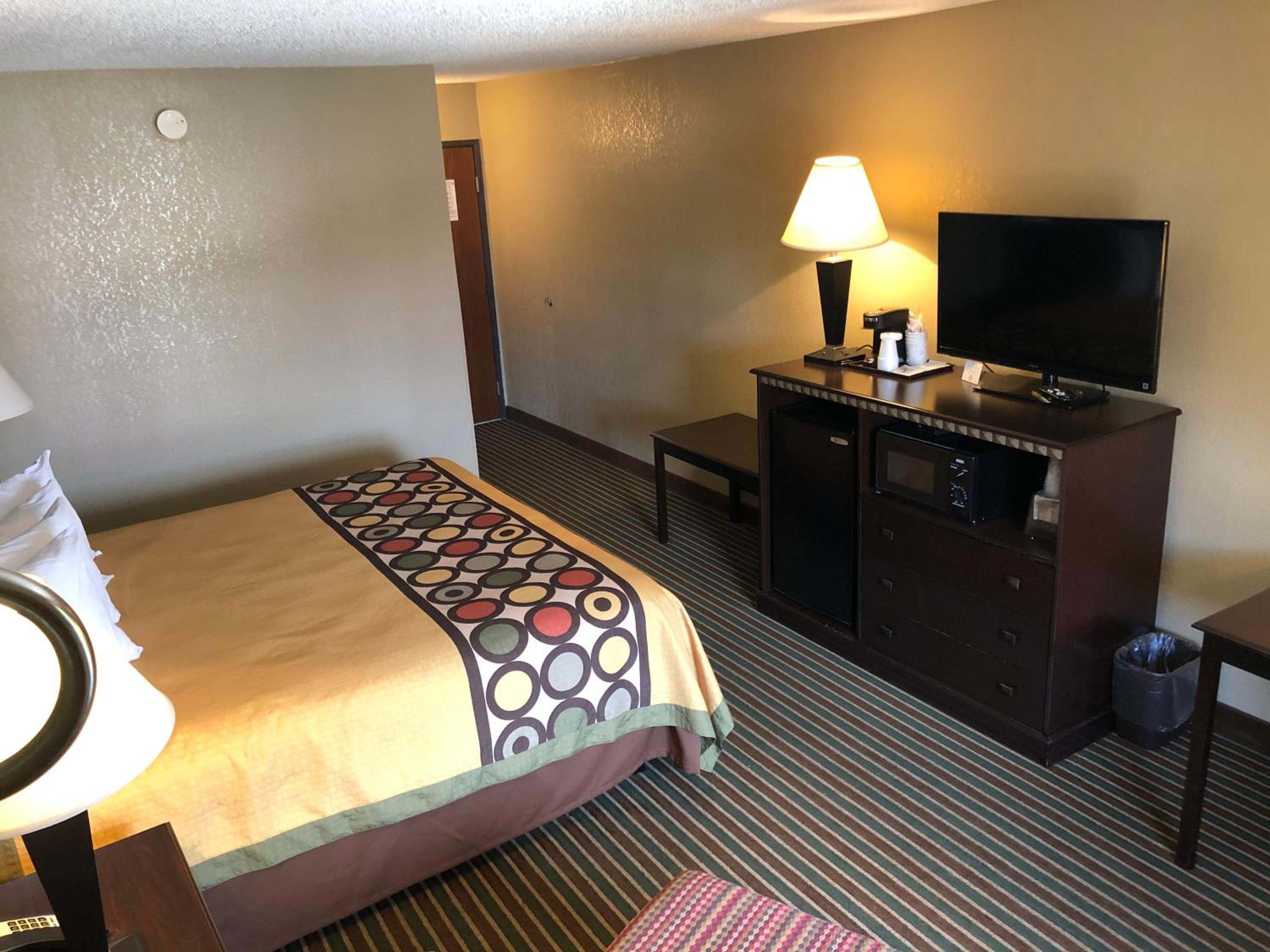 King Room - Mobility Access/Non-Smoking - Photo 2