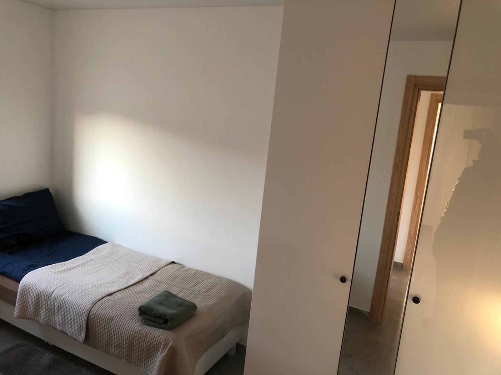 Two-Bedroom House - Photo 14