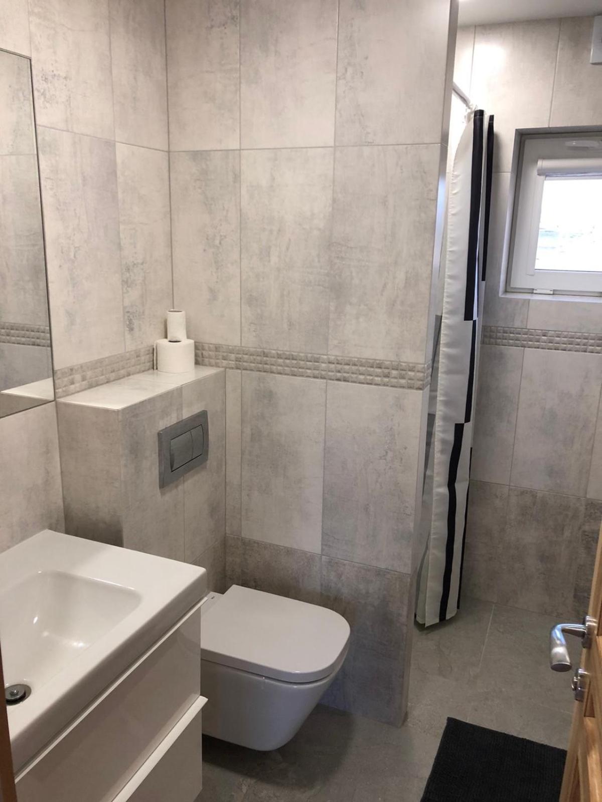 Two-Bedroom House - Photo 15