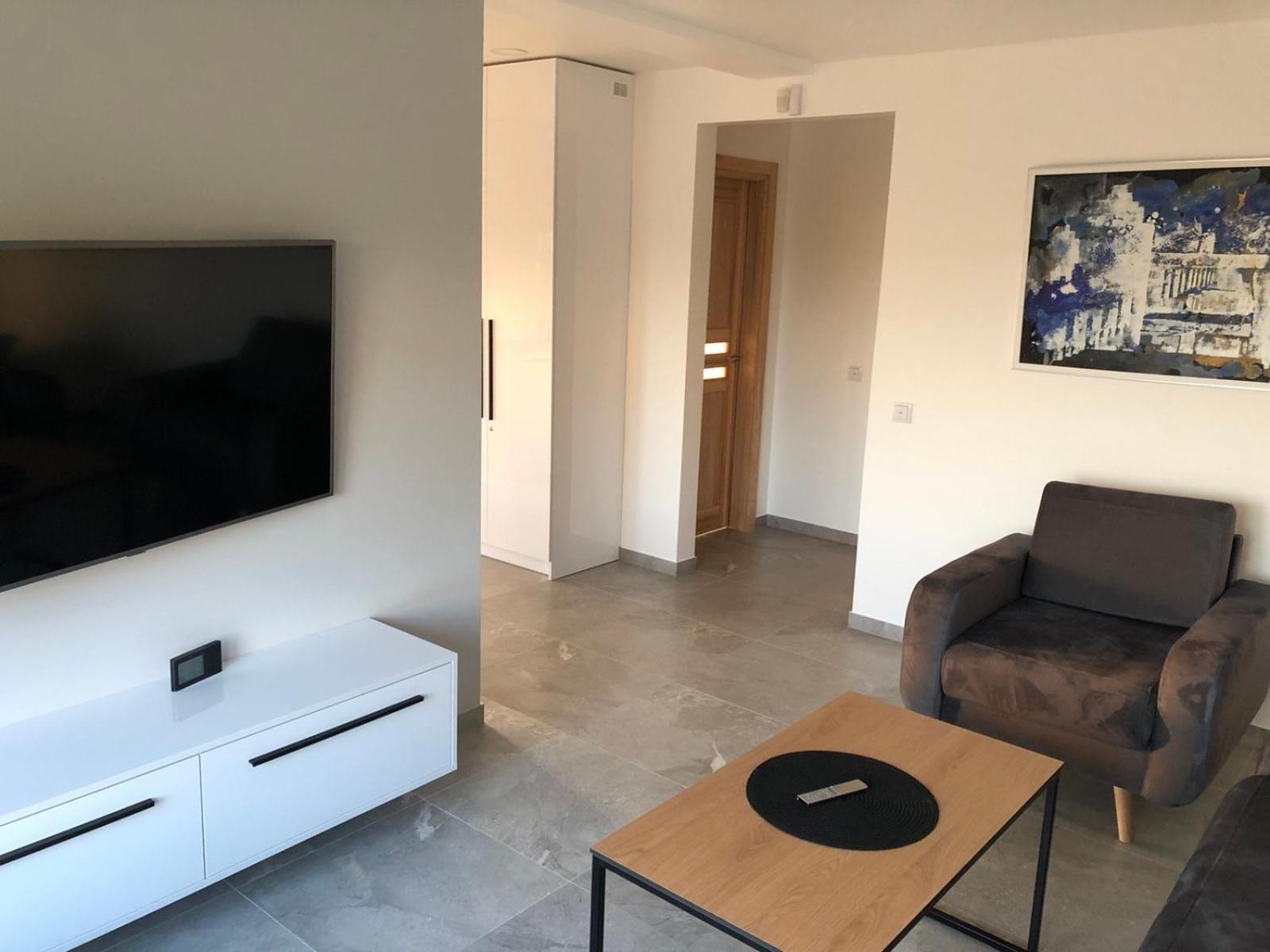 Two-Bedroom House - Photo 17
