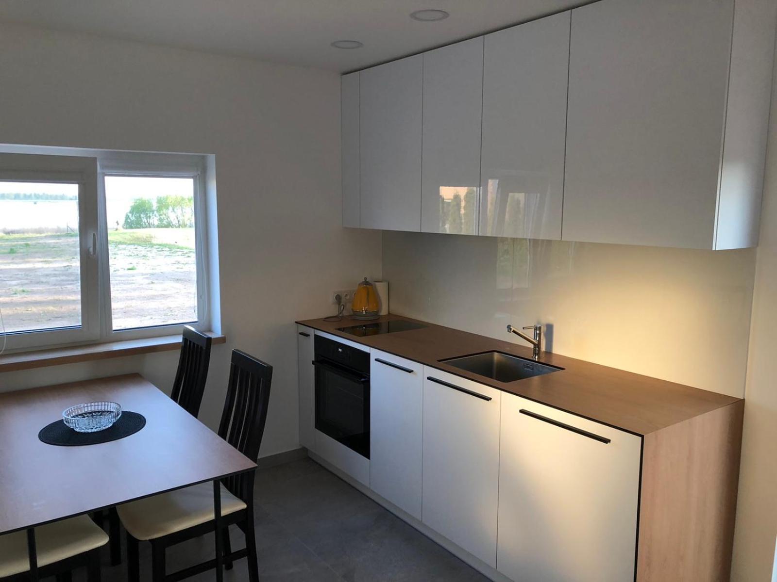 Two-Bedroom House - Photo 18