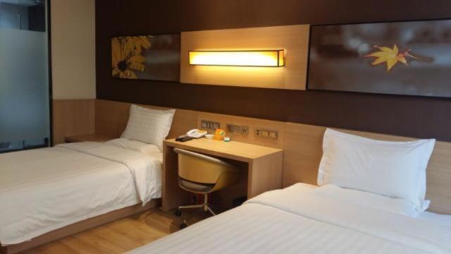 Business Twin Room