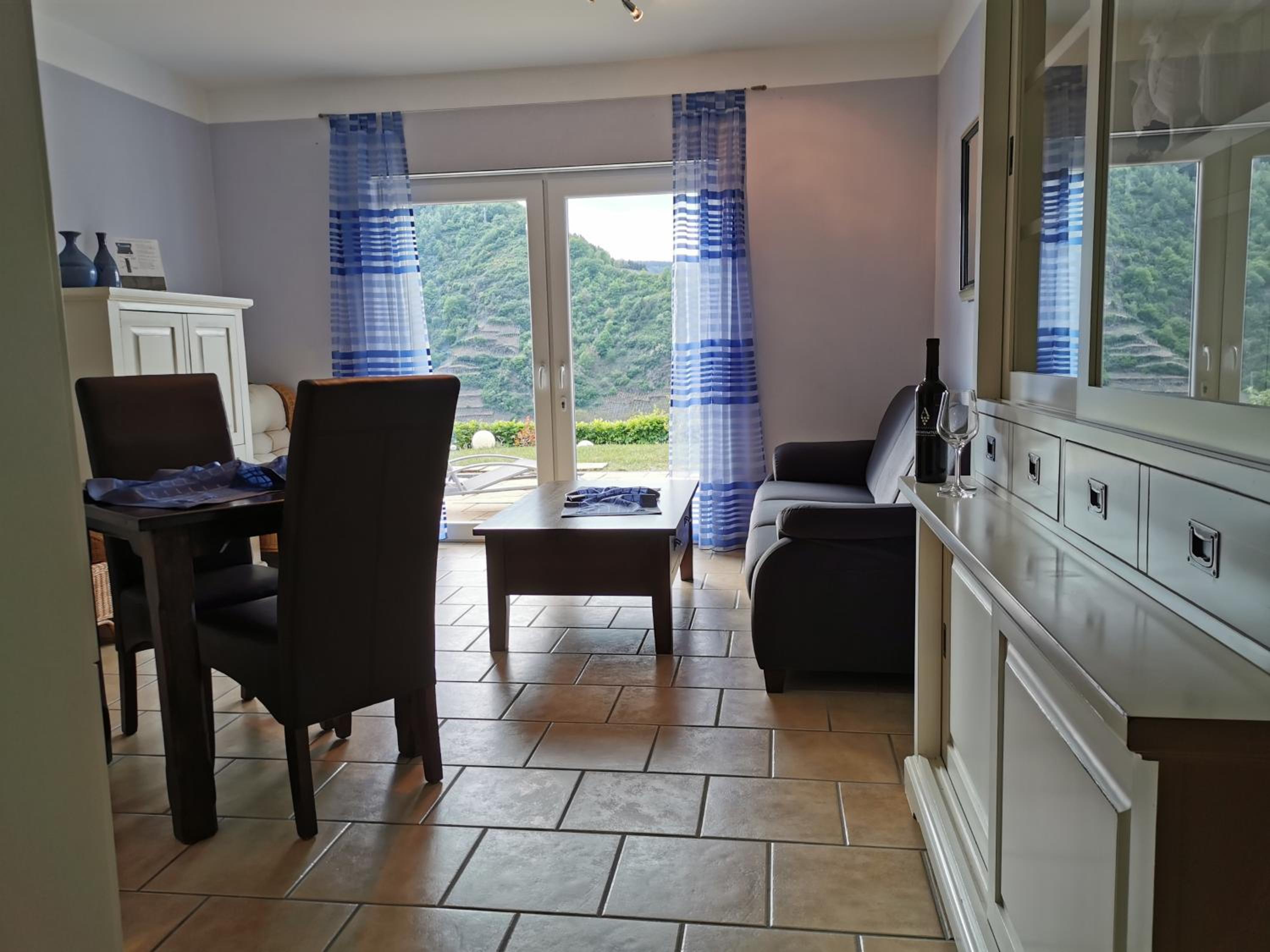 Apartment with Terrace photo 3