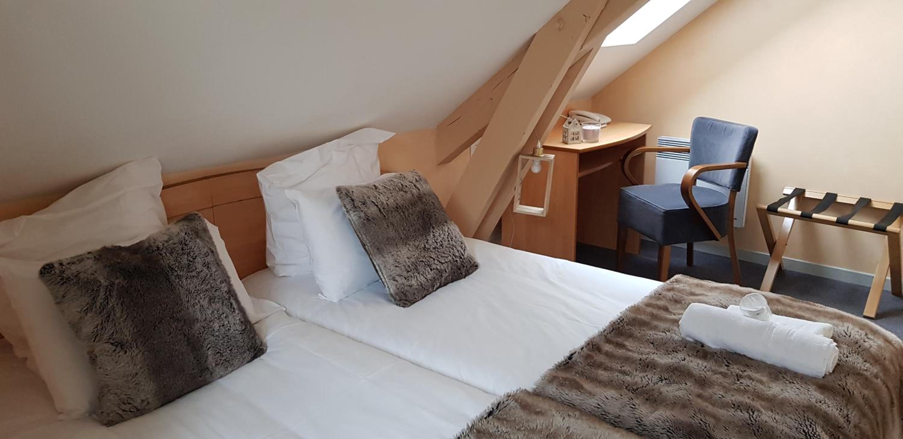 Quadruple Room - Photo 1