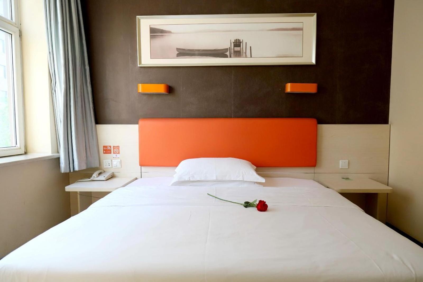 Premium Queen Room photo 1