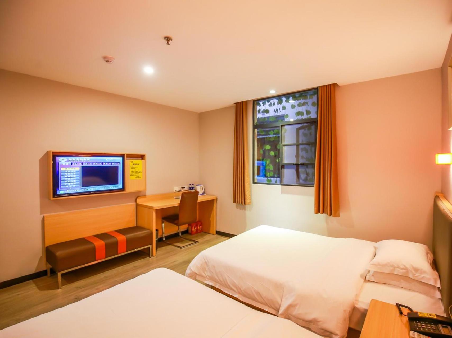 Premium Deluxe Twin Room