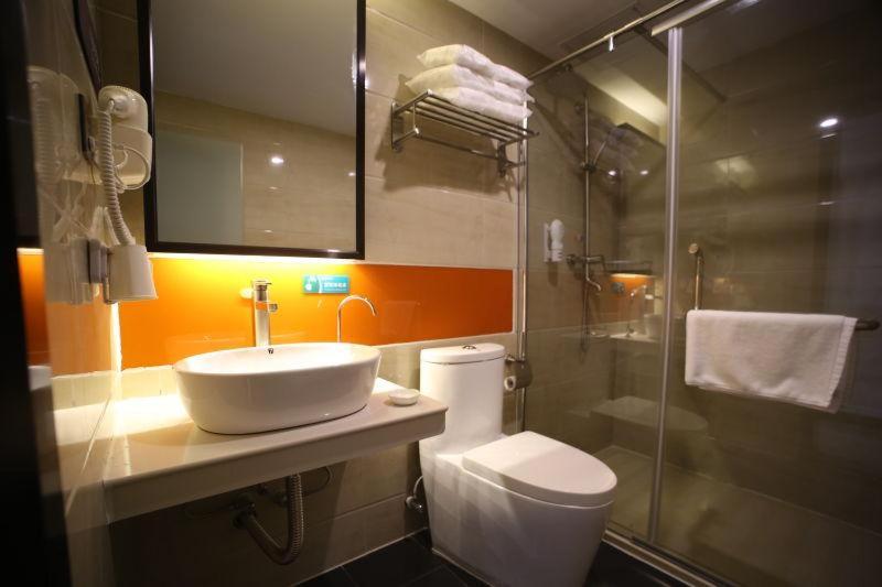 Select Room photo 2