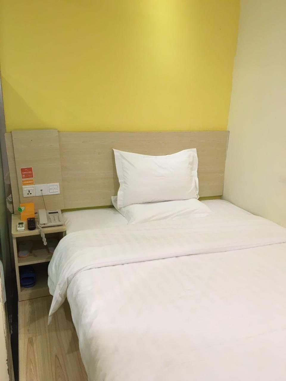 Business Queen Bed Room