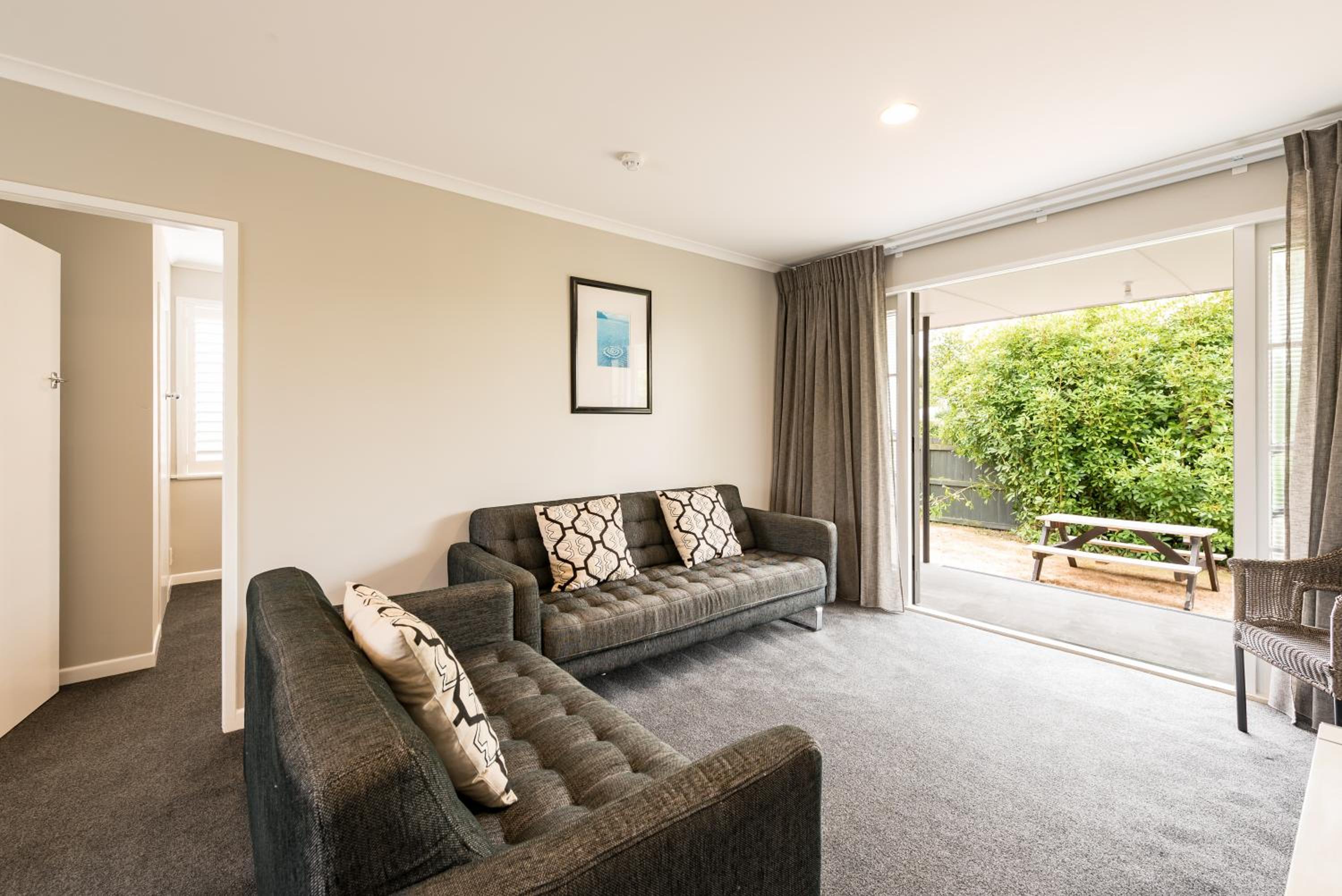 Family Room - Photo 1