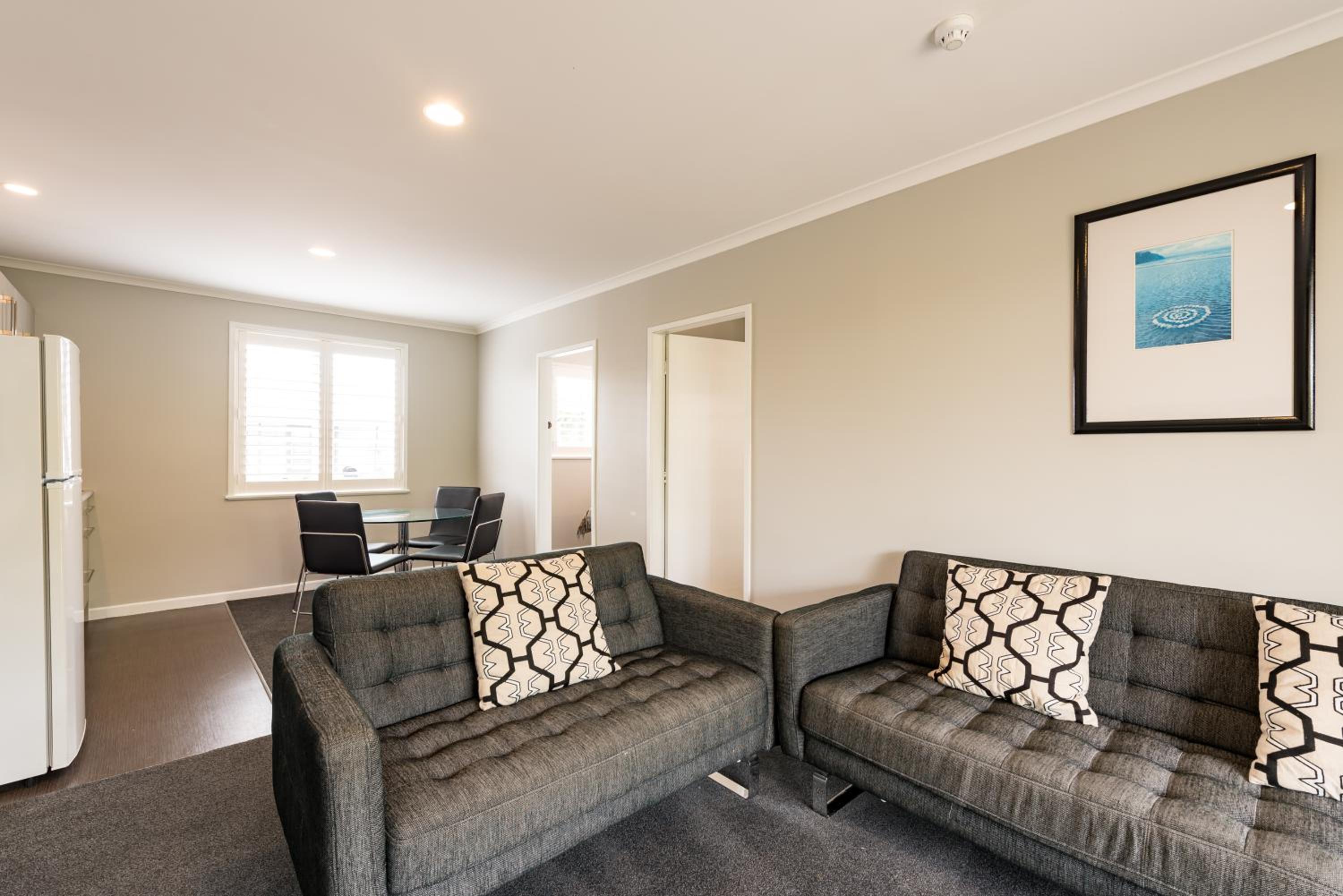 Family Room - Photo 5