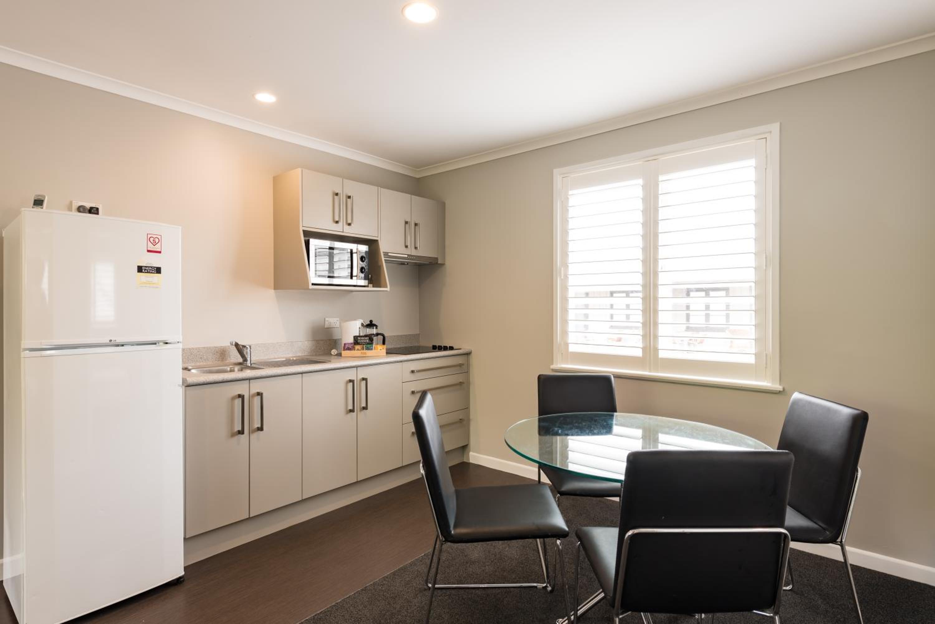 Family Room - Photo 9