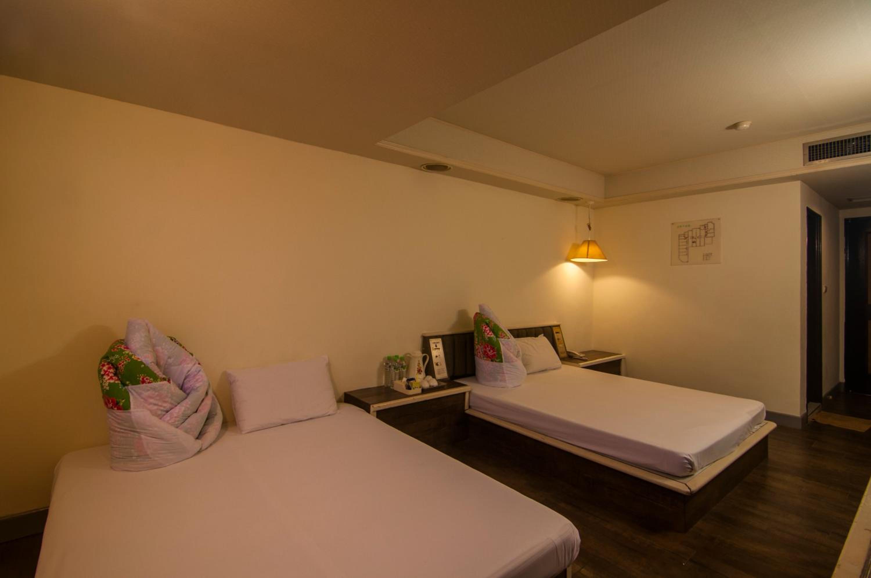 Superior Twin Room photo 3