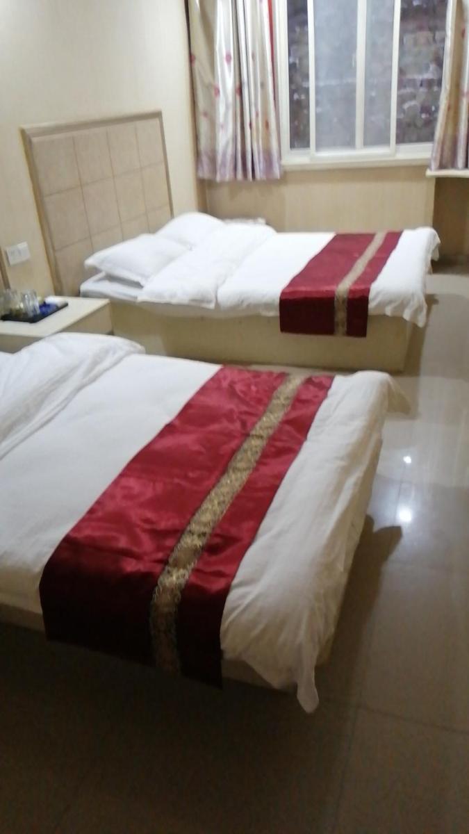 Economy Quadruple Room with Shared Bathroom photo 1