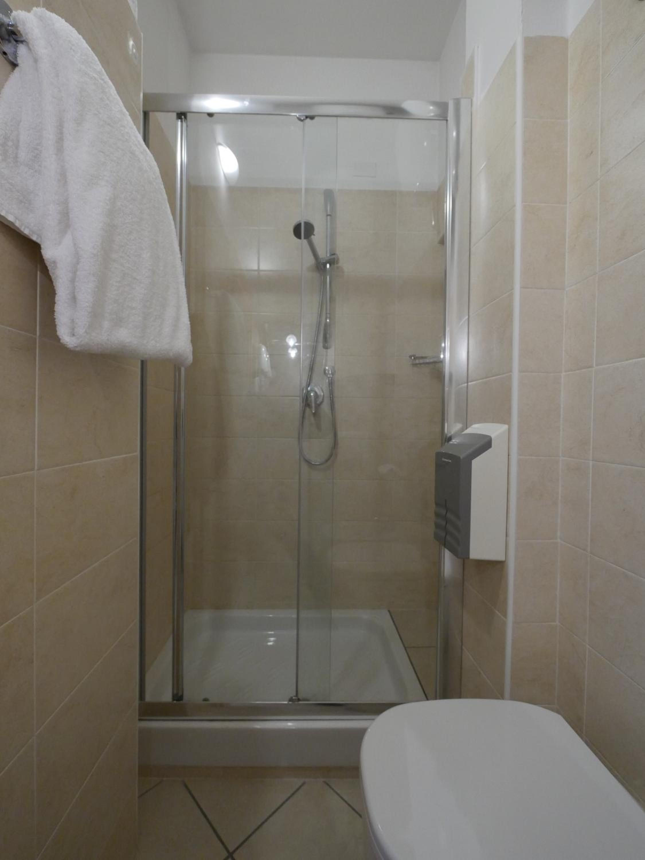 Single Room photo 3