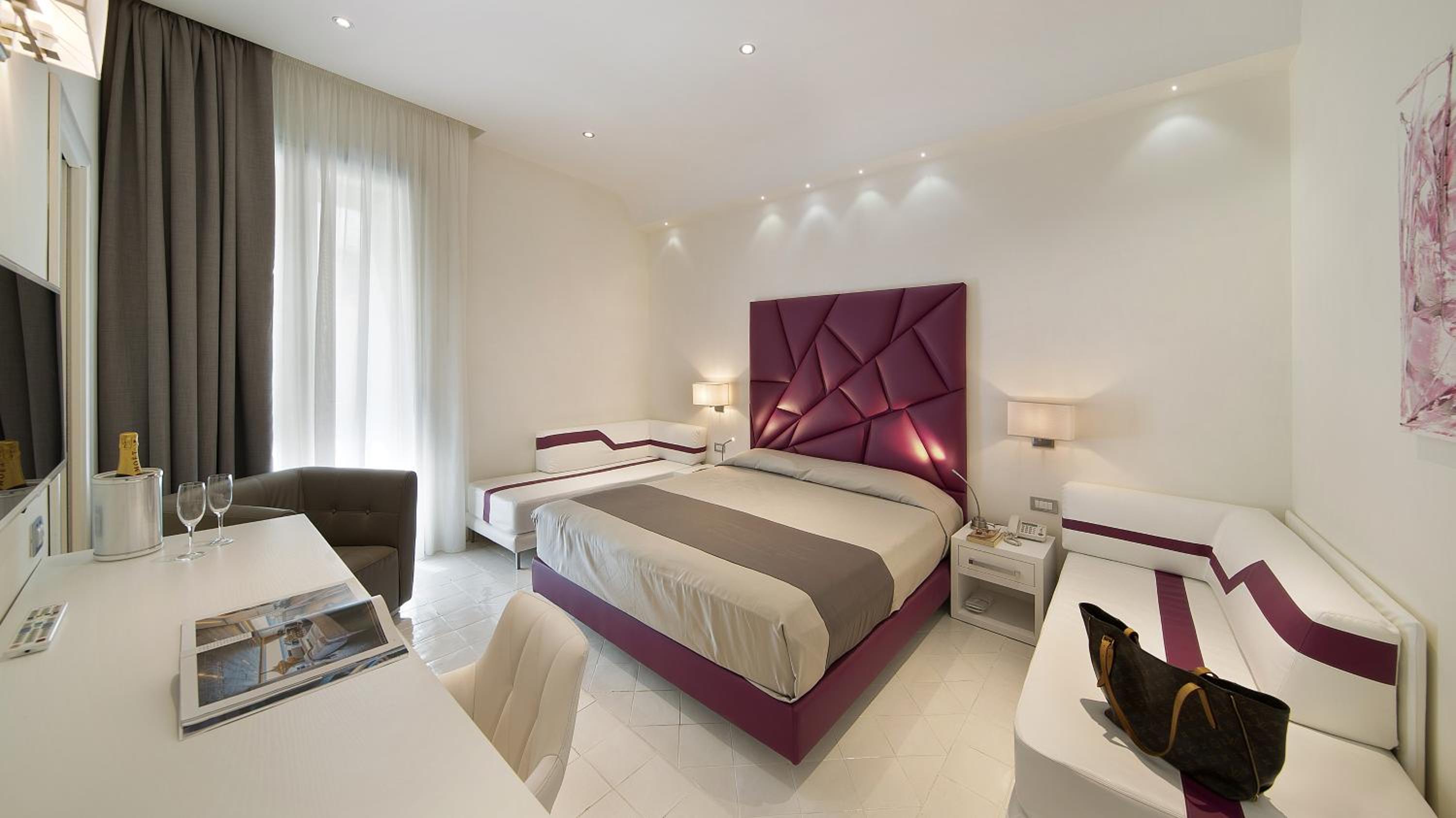 Junior Suite (4 Adults) photo 3