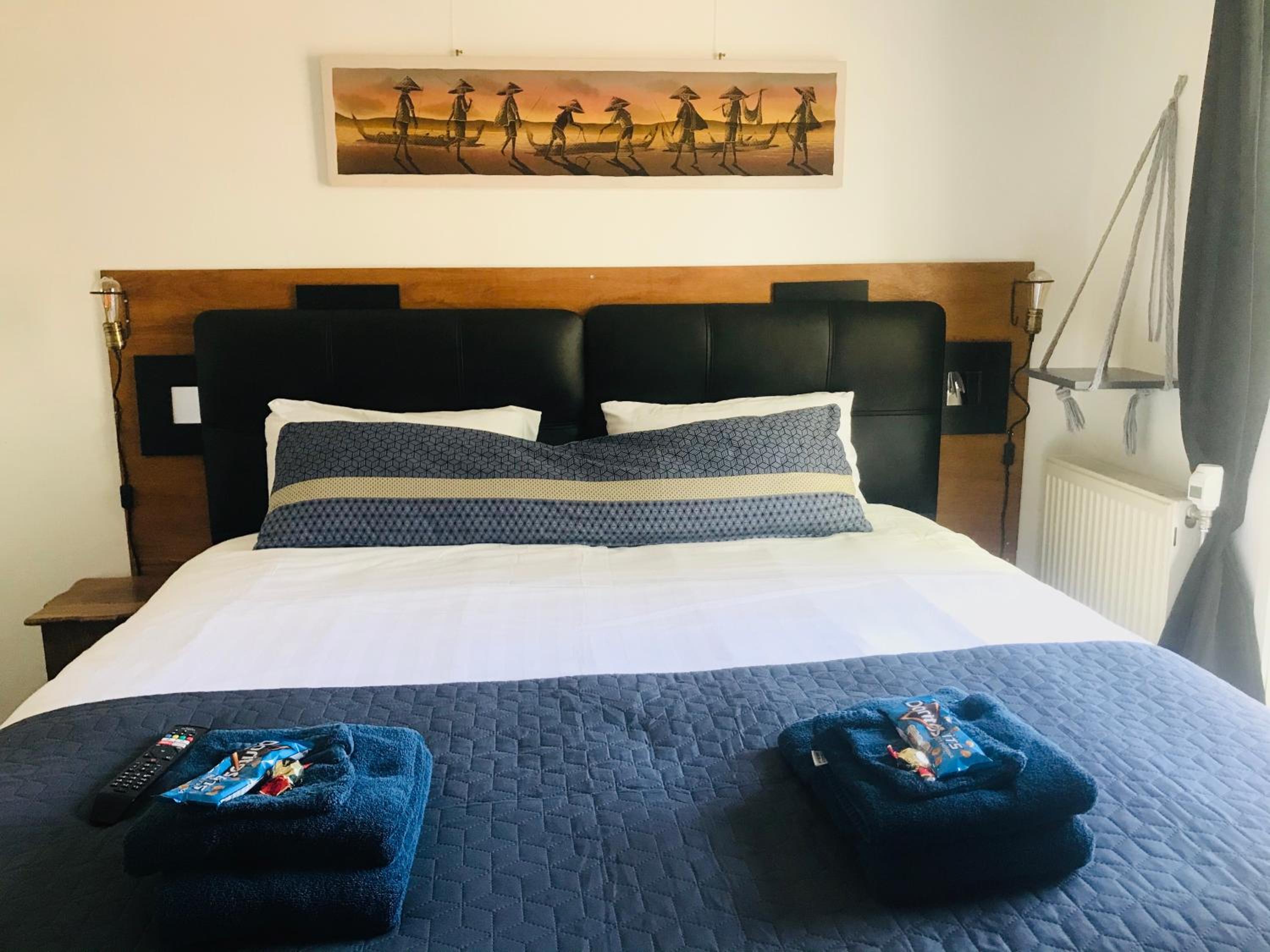 Deluxe King Room - Photo 1