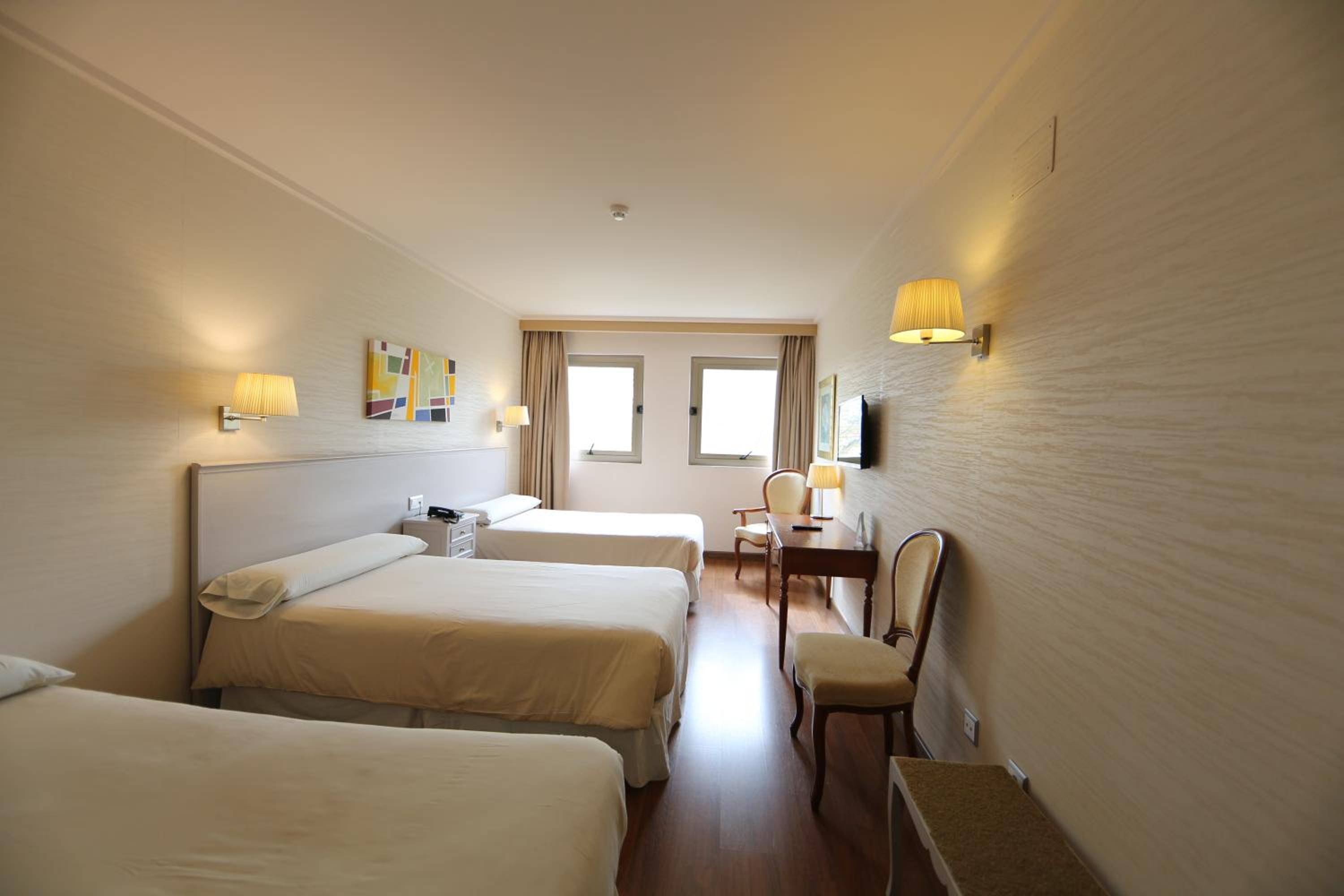 Habitación Doble o con Dos Camas con Cama Adicional