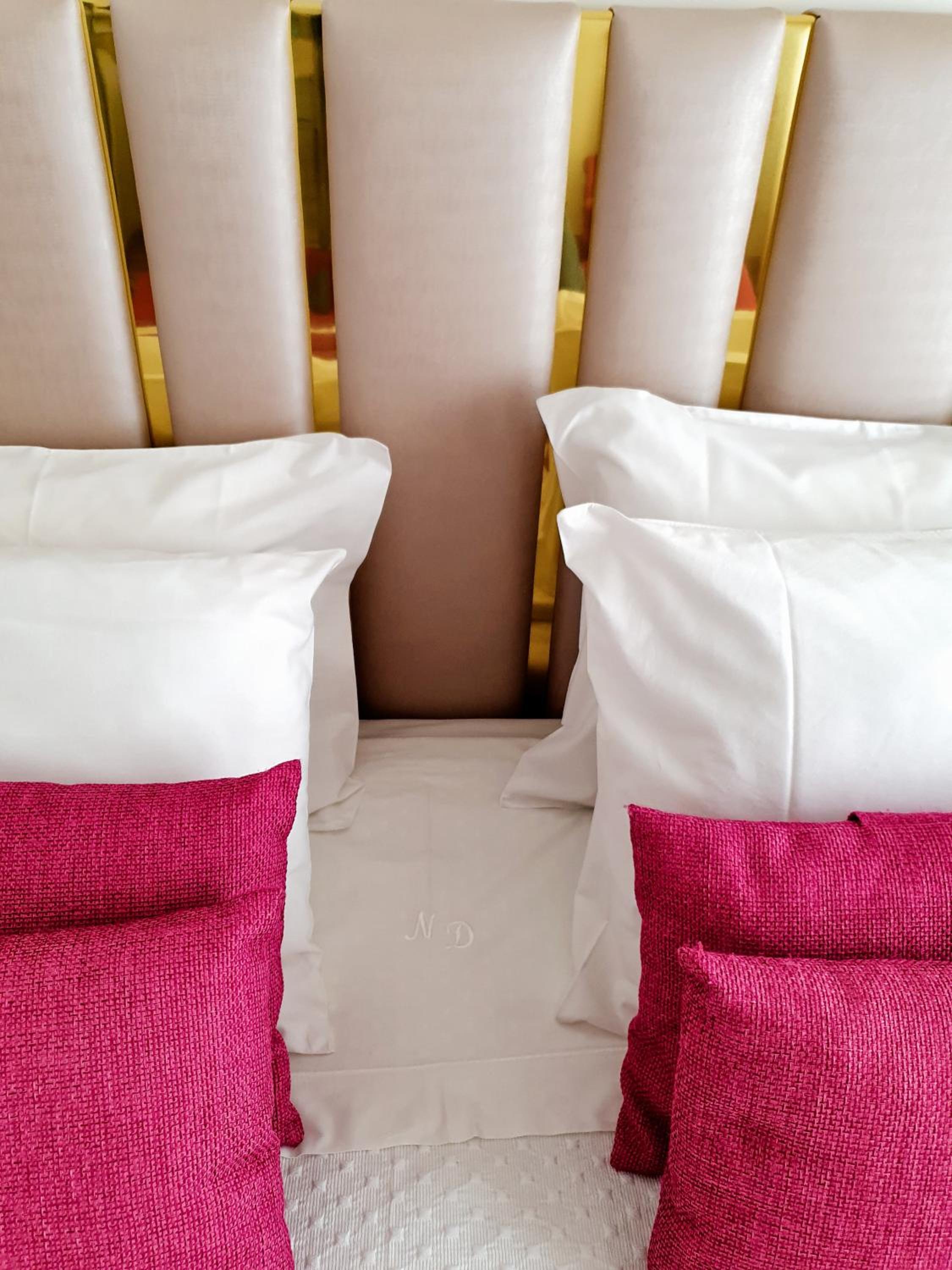 Double Room with Balcony - Photo 6