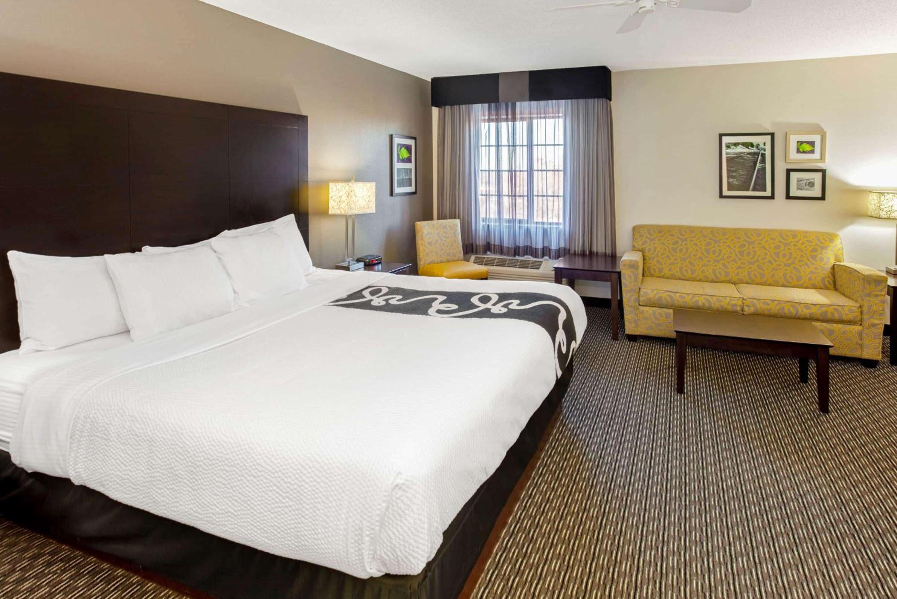 Executive King Room - Photo 1