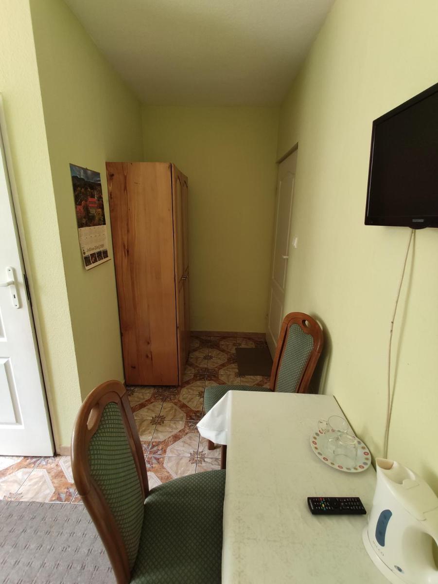 Small Double Room photo 2
