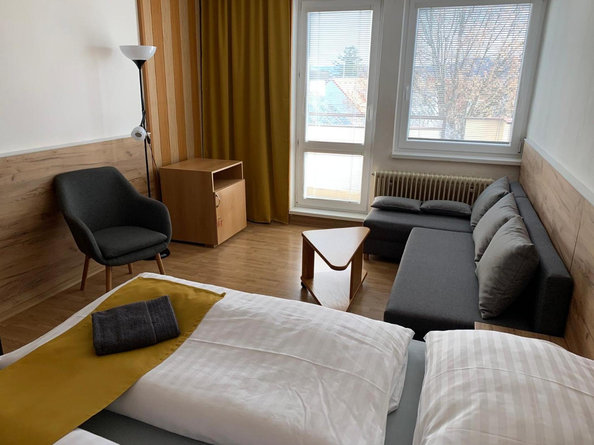 Double or Twin Room with Balcony - Photo 1
