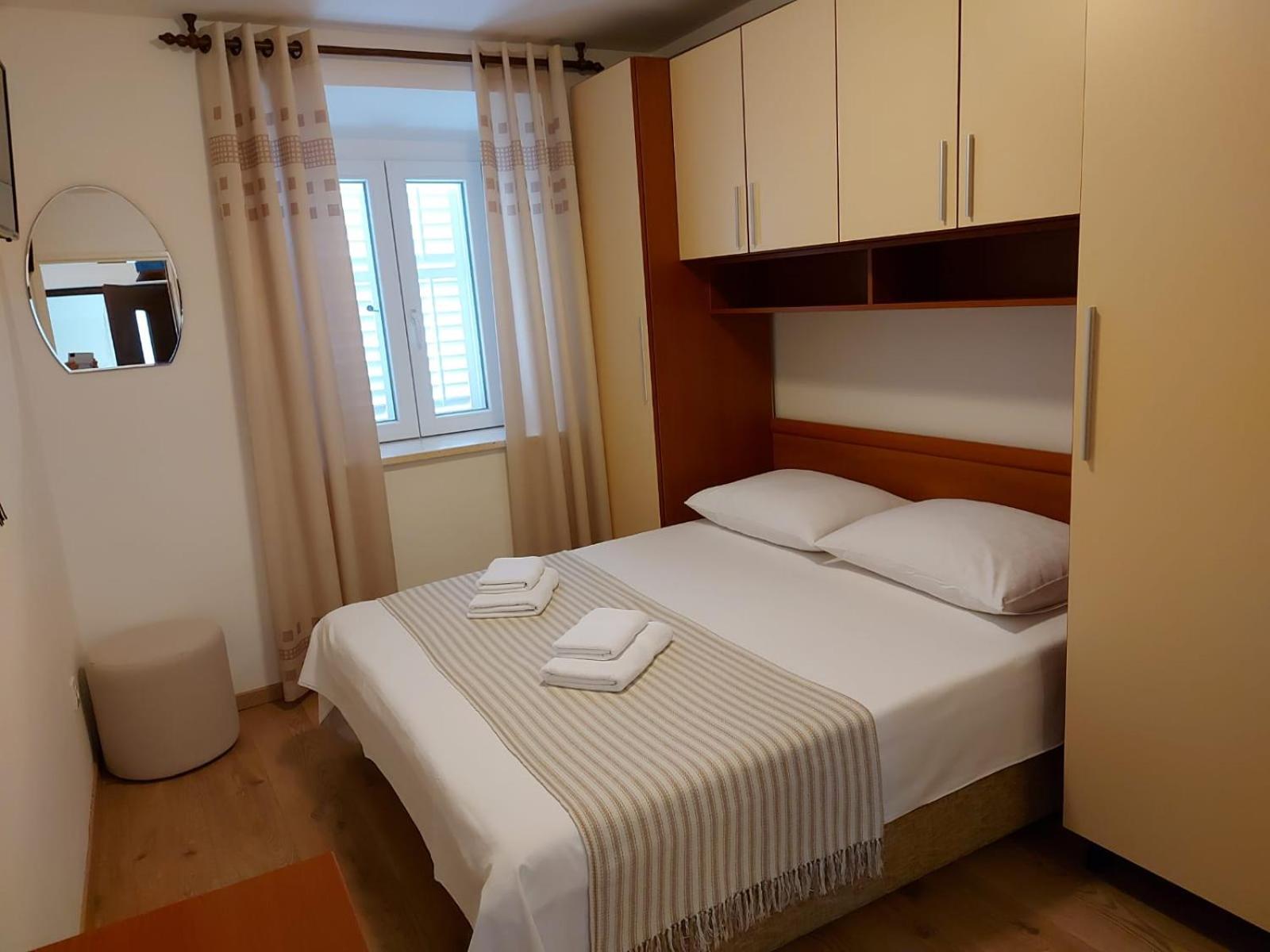 Doppelzimmer mit Stadtblick