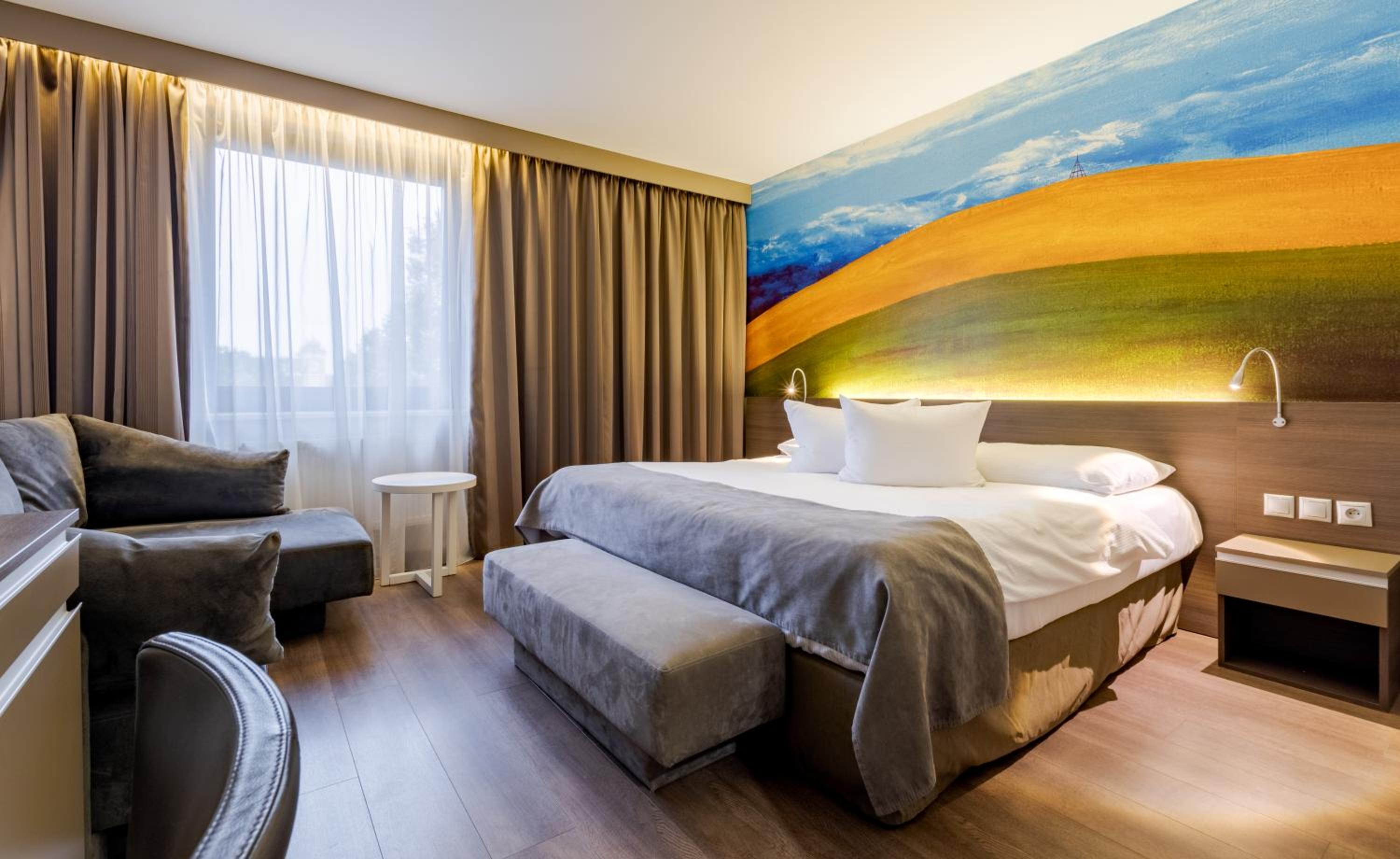 Deluxe King Room photo 3