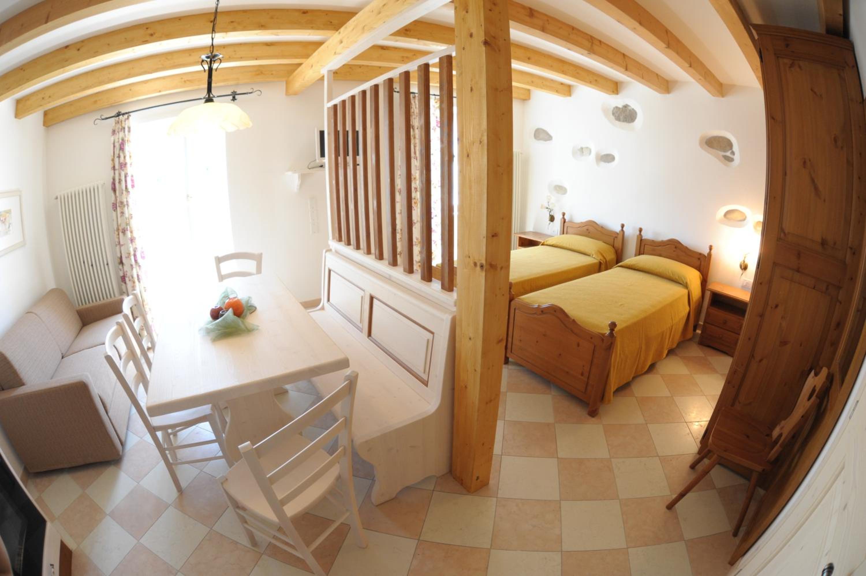 Studio (2 Adults) - Photo 4