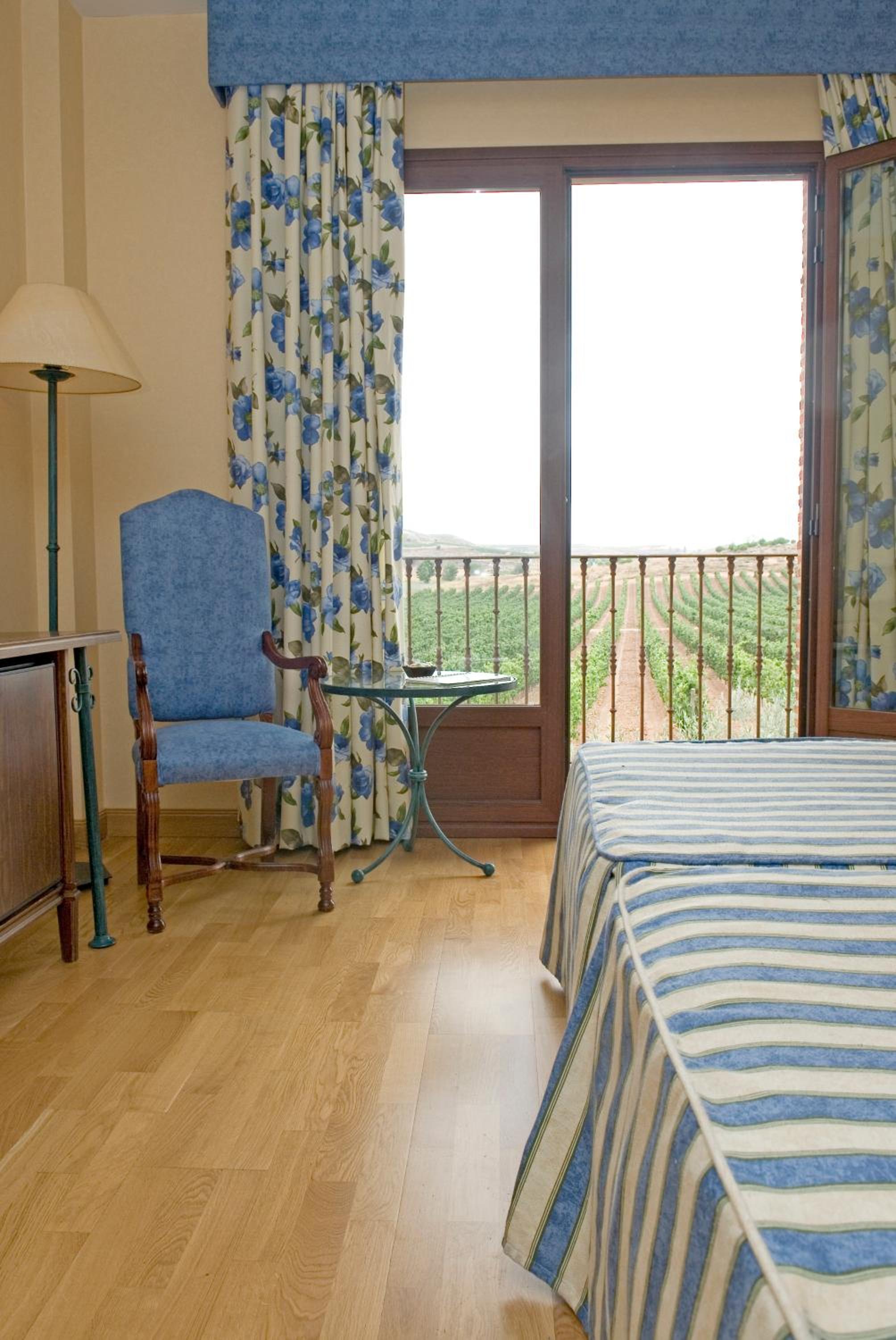Double or Twin Room - Photo 20