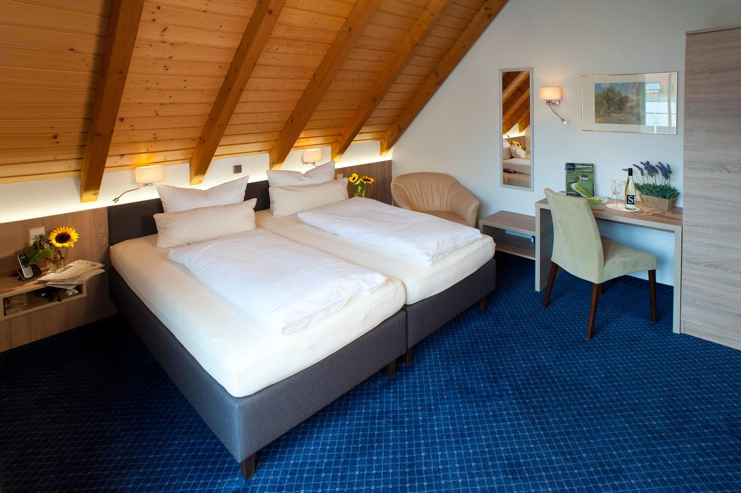 Double Room - Photo 15