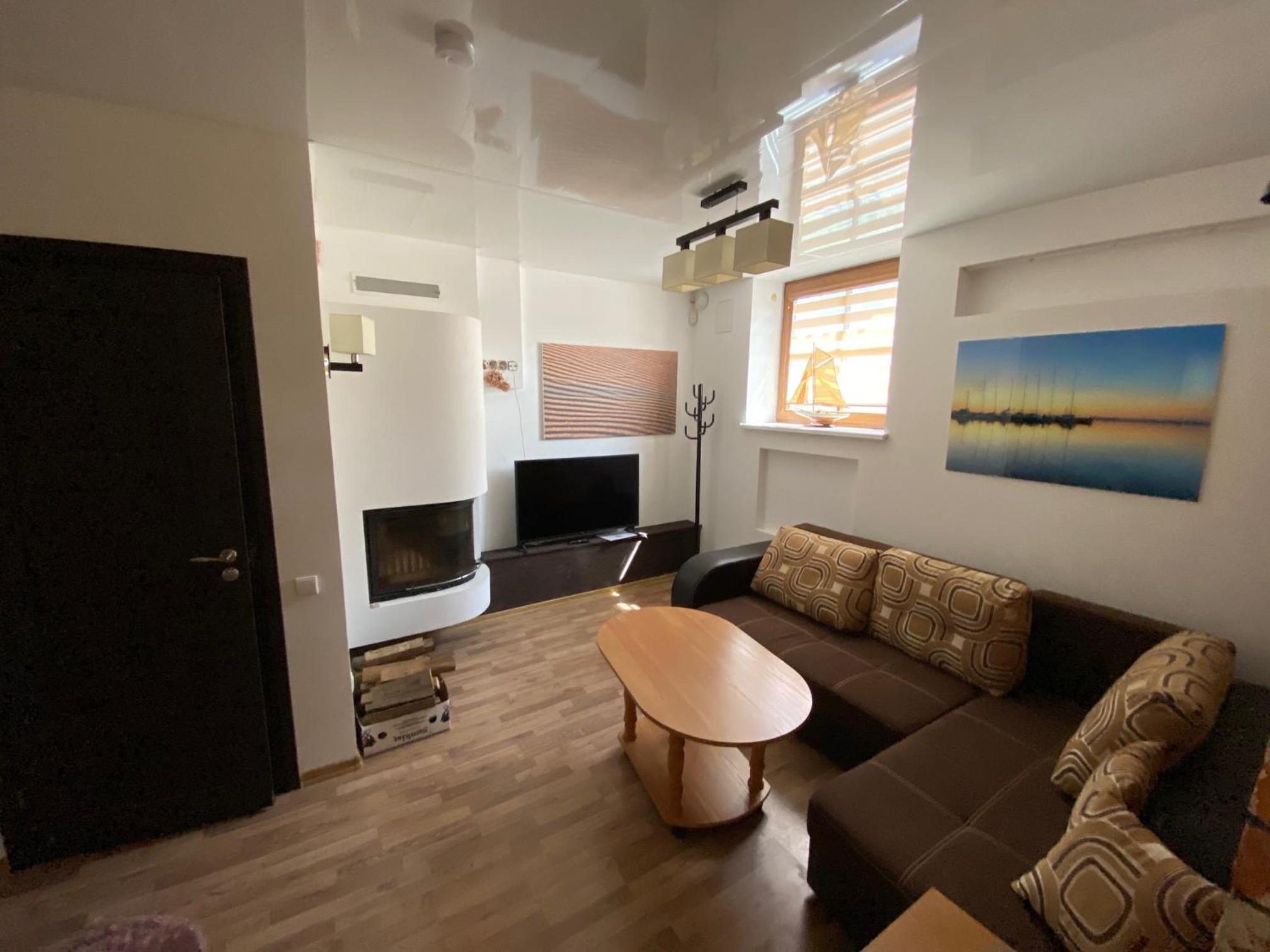 Standard Quadruple Room - Semi-Basement Floor photo 1