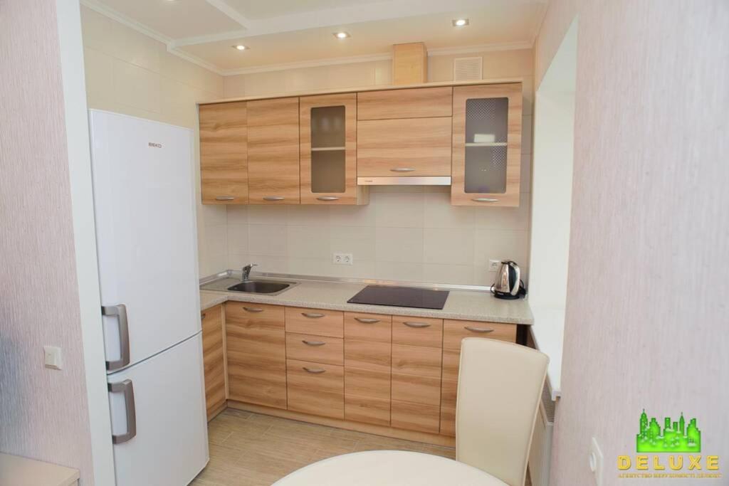 One-Bedroom Apartment photo 2