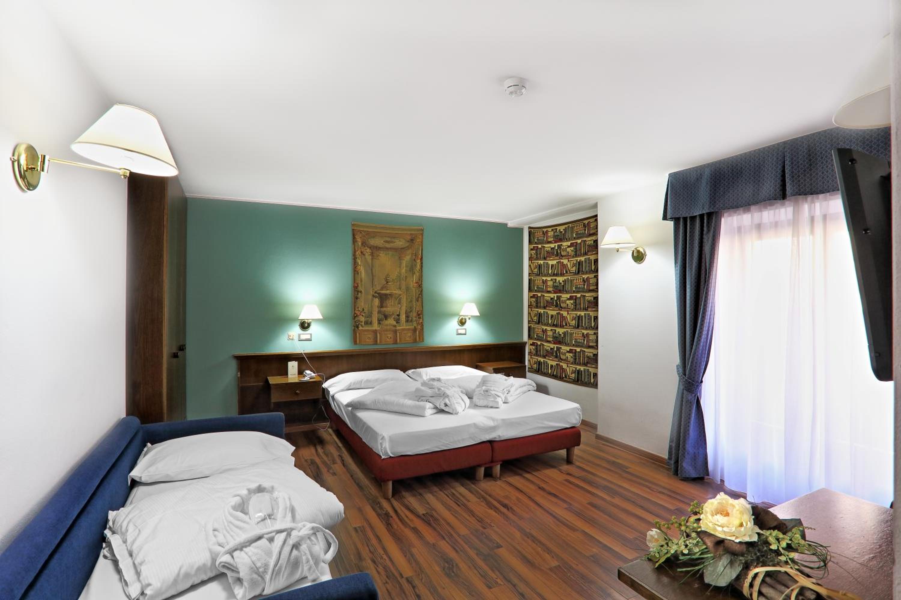 Triple Room - Photo 2