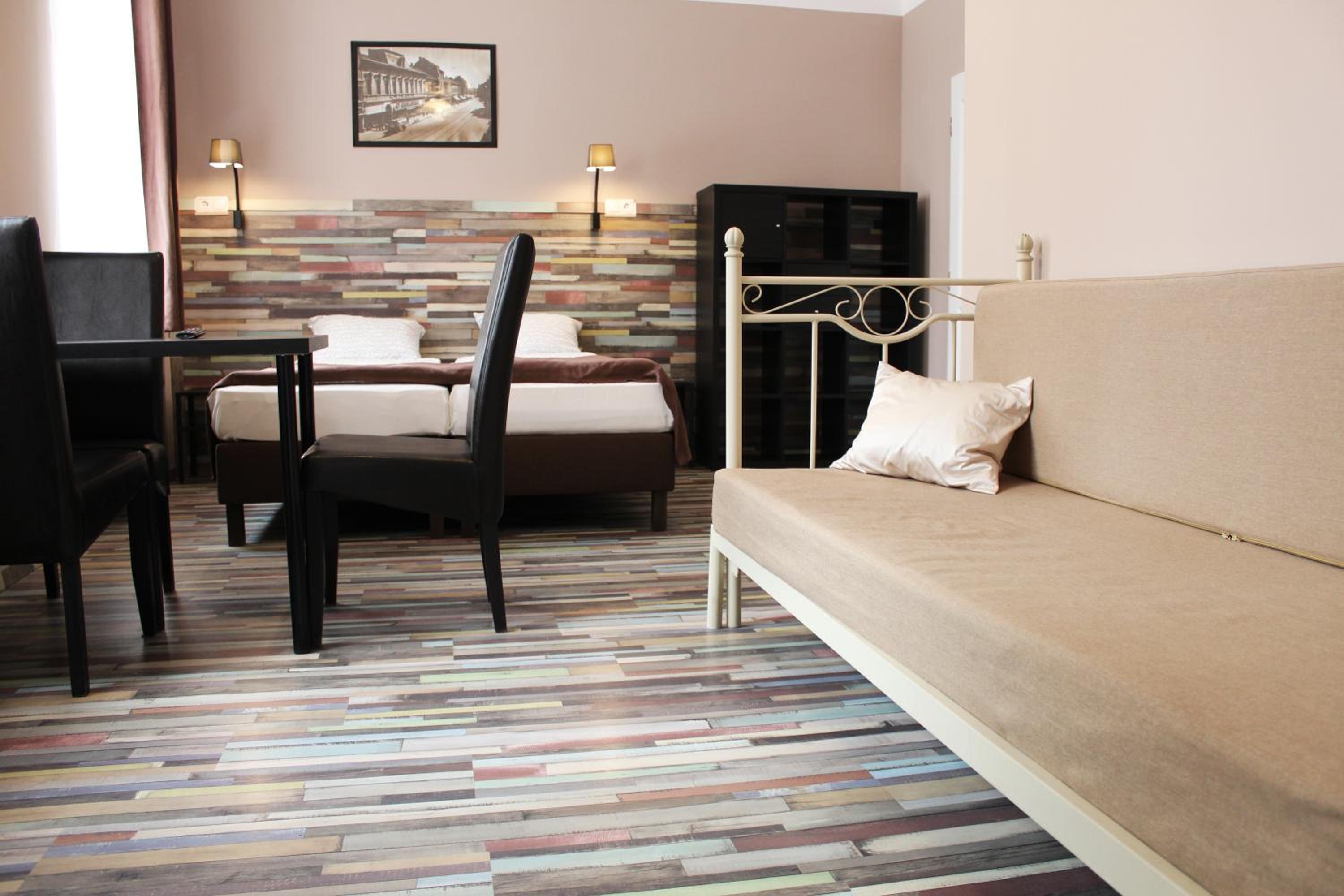 Double or Twin Room with Extra Bed photo 1