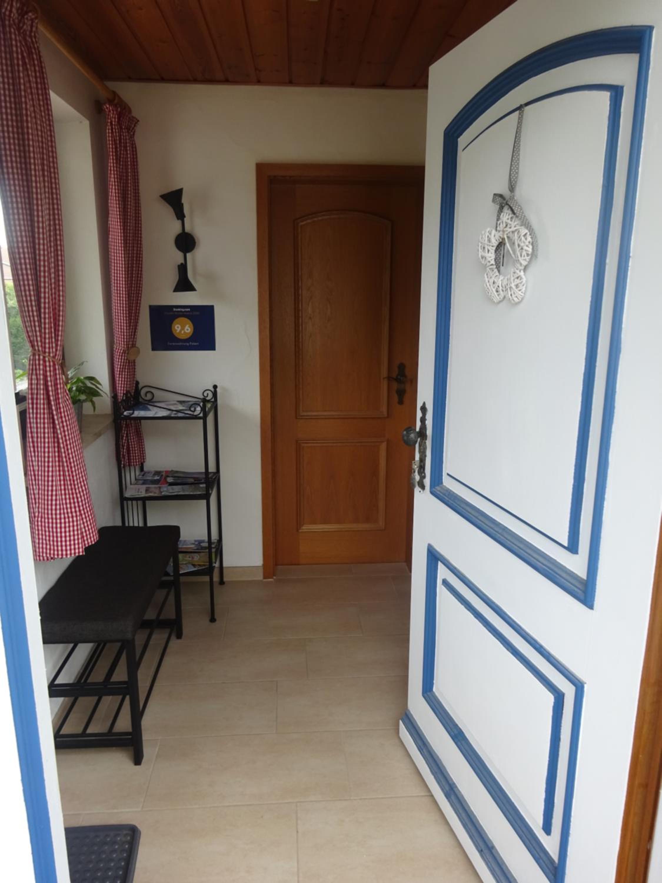Studio Apartment photo 3