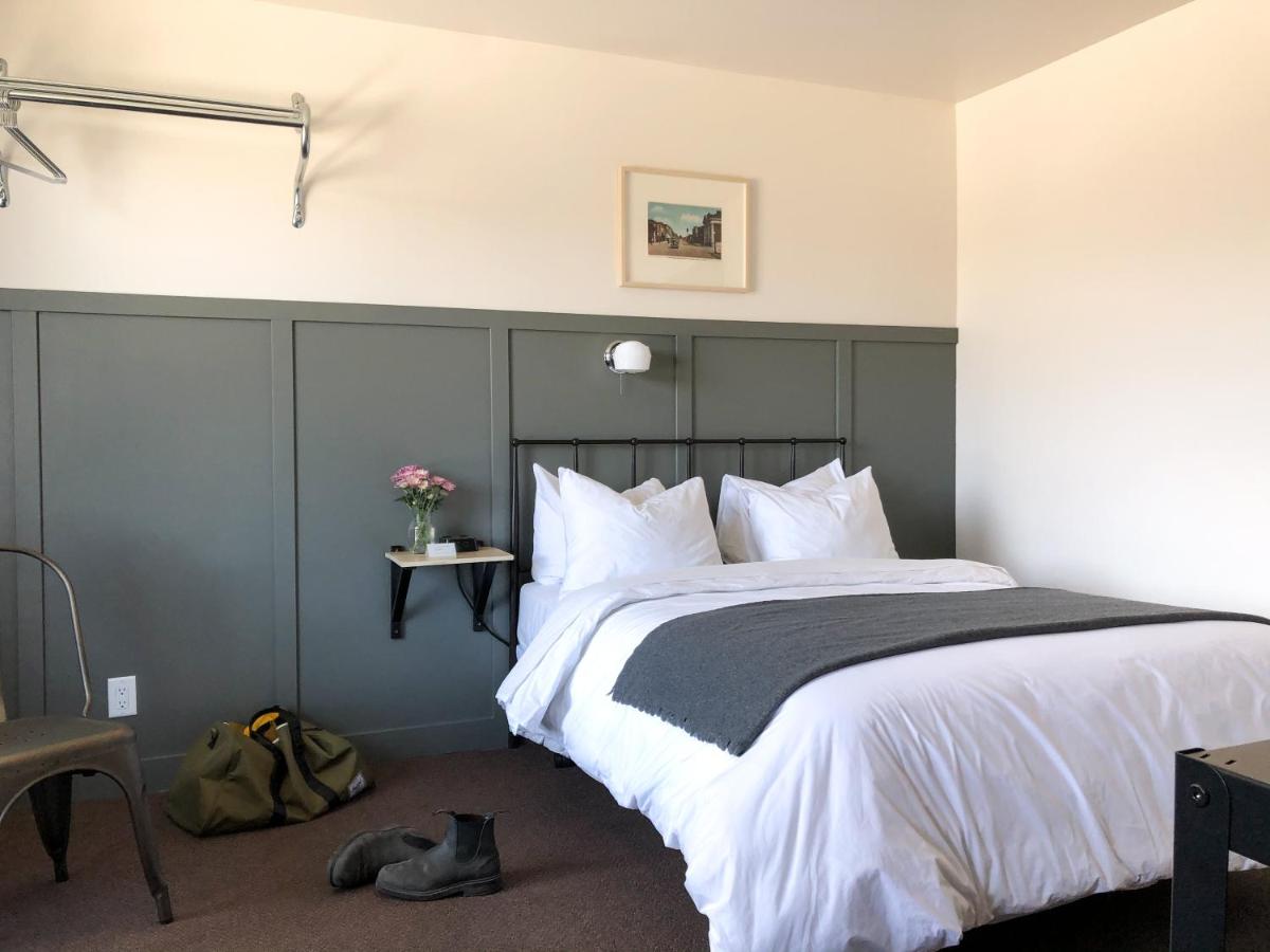 Economy Double Room photo 1