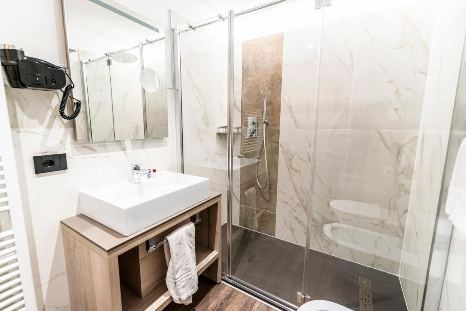 Deluxe Single Room photo 2