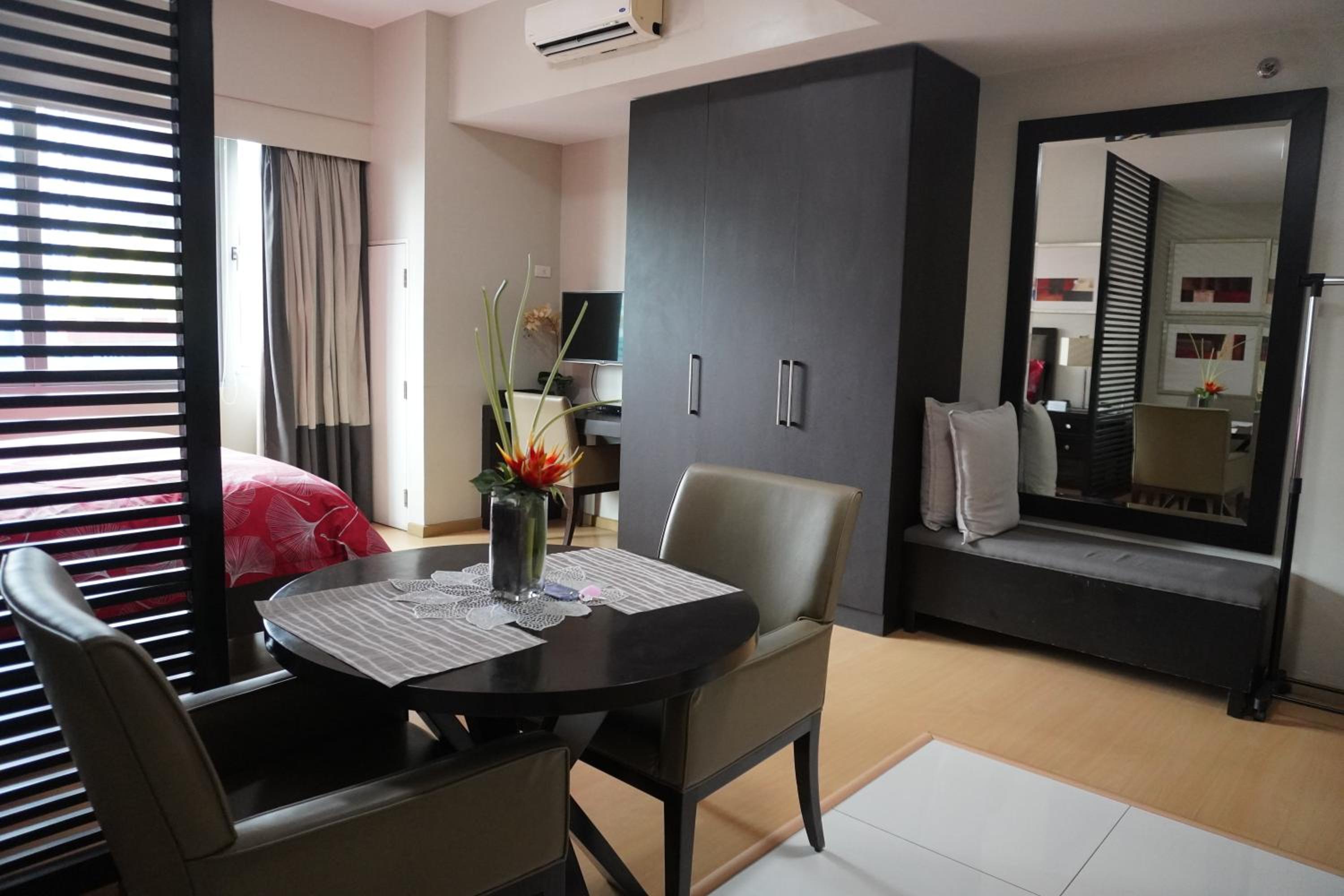 Suite with City View