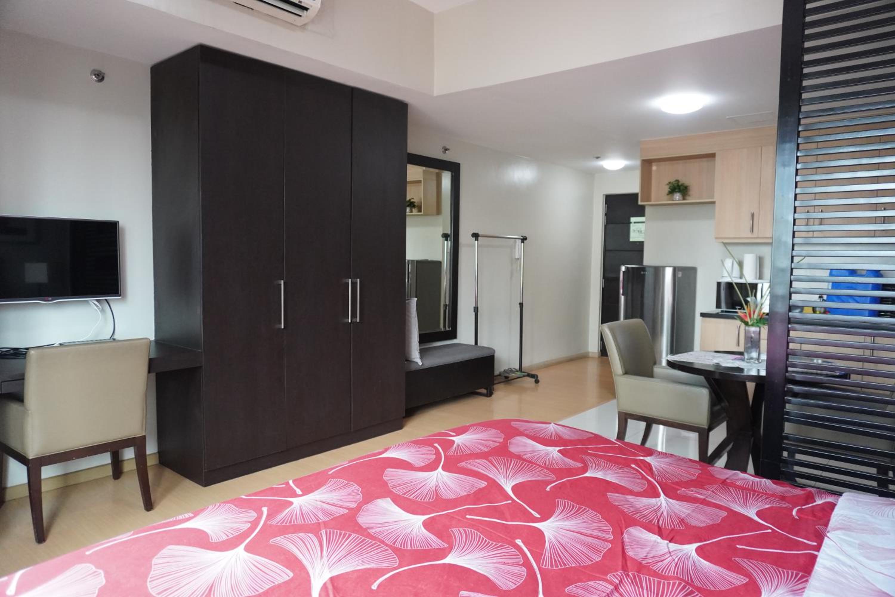 Suite with City View