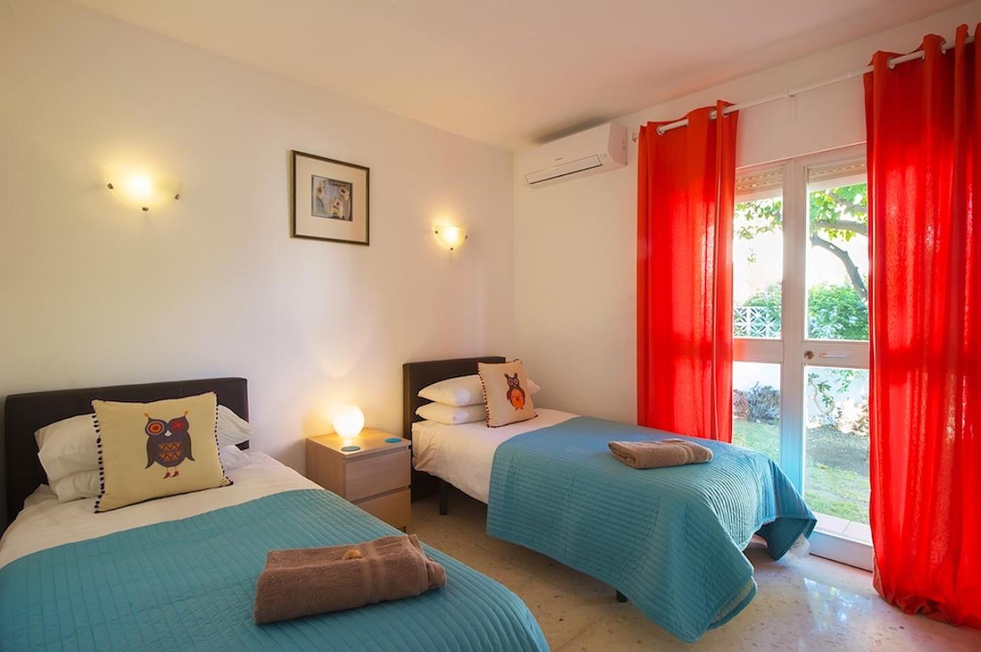 Villa con piscina privada