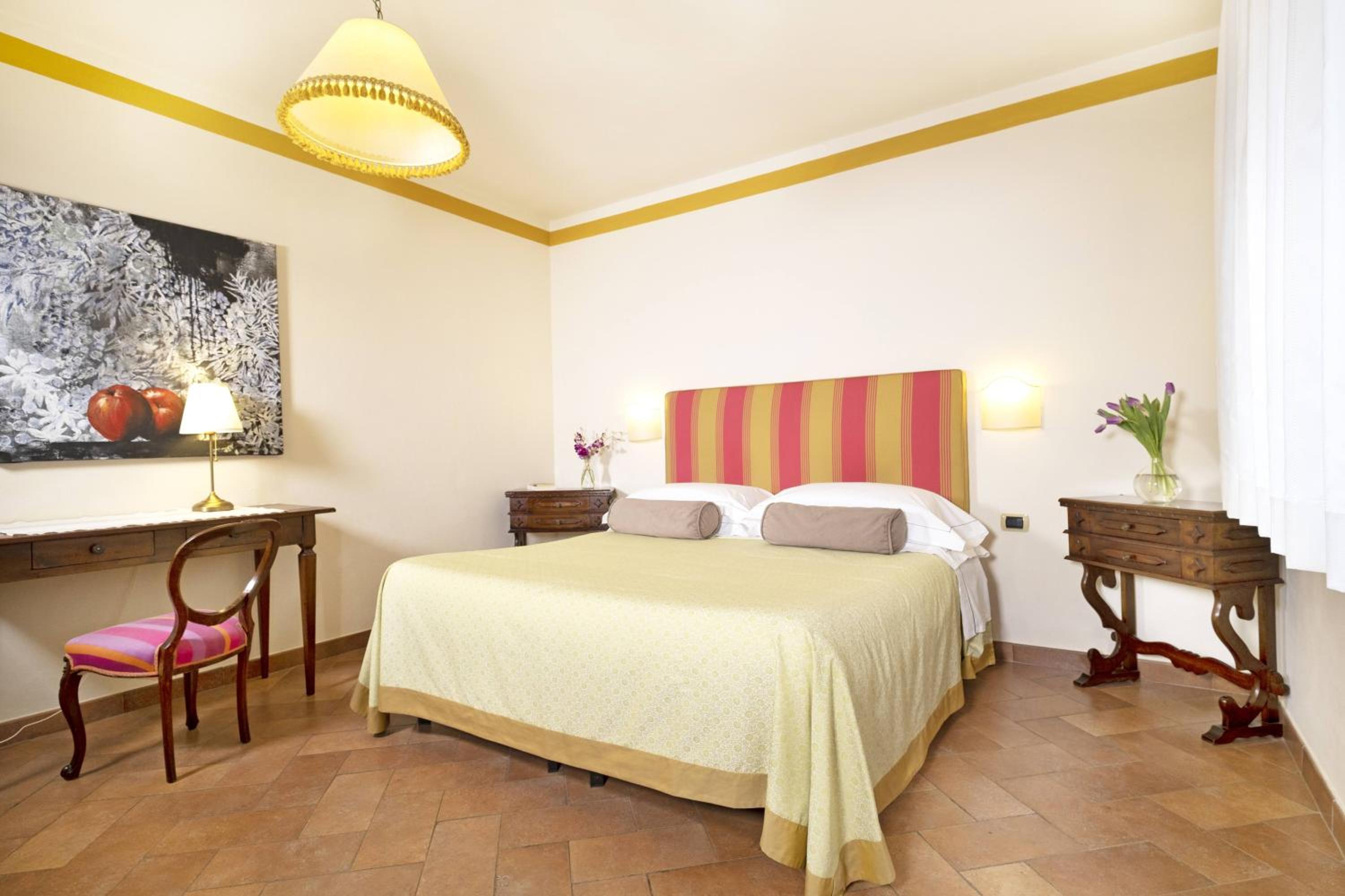 Two-Bedroom Apartment (5 Adults)