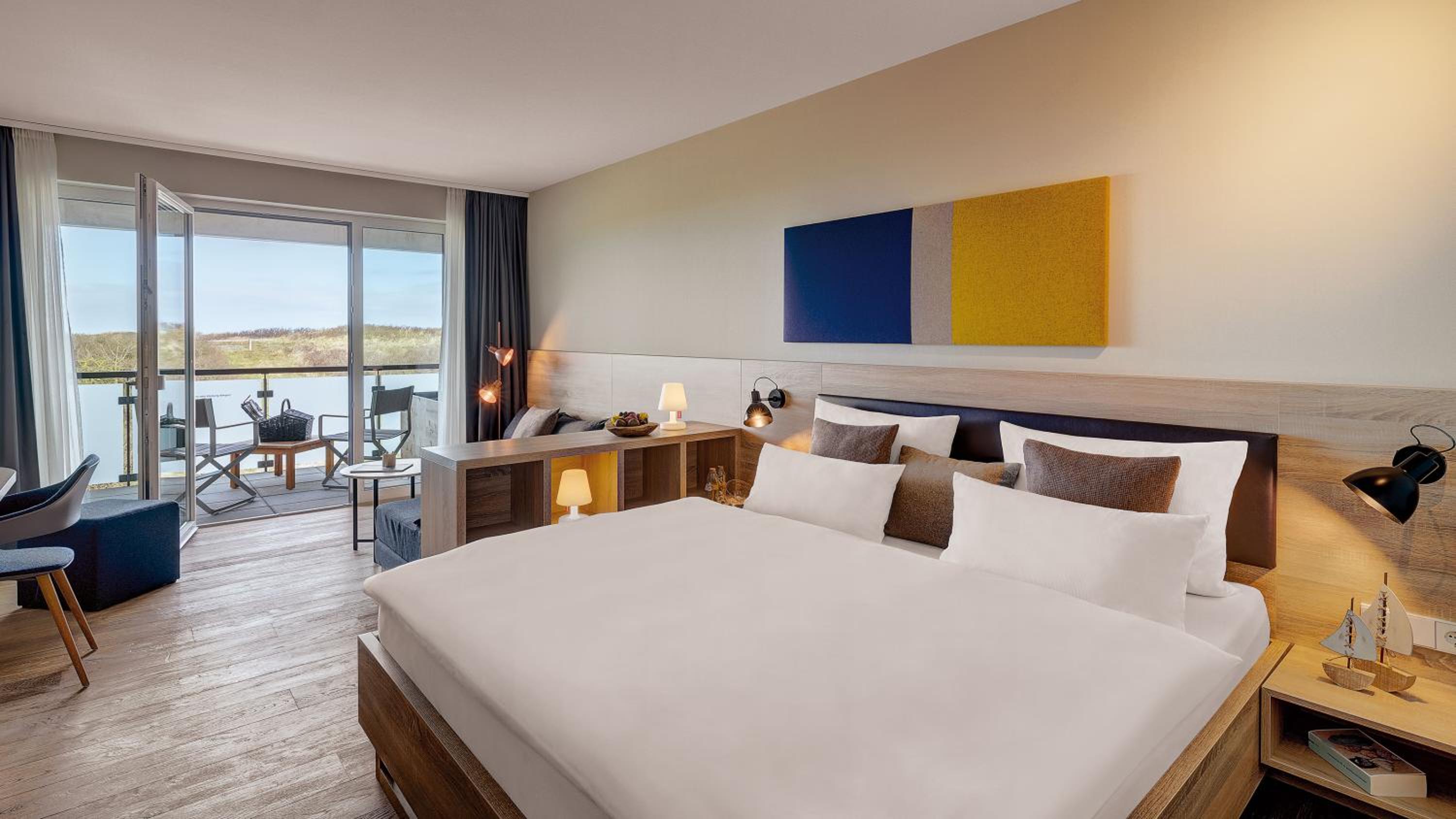 Junior Suite Superior with Balcony or Terrace - Photo 4