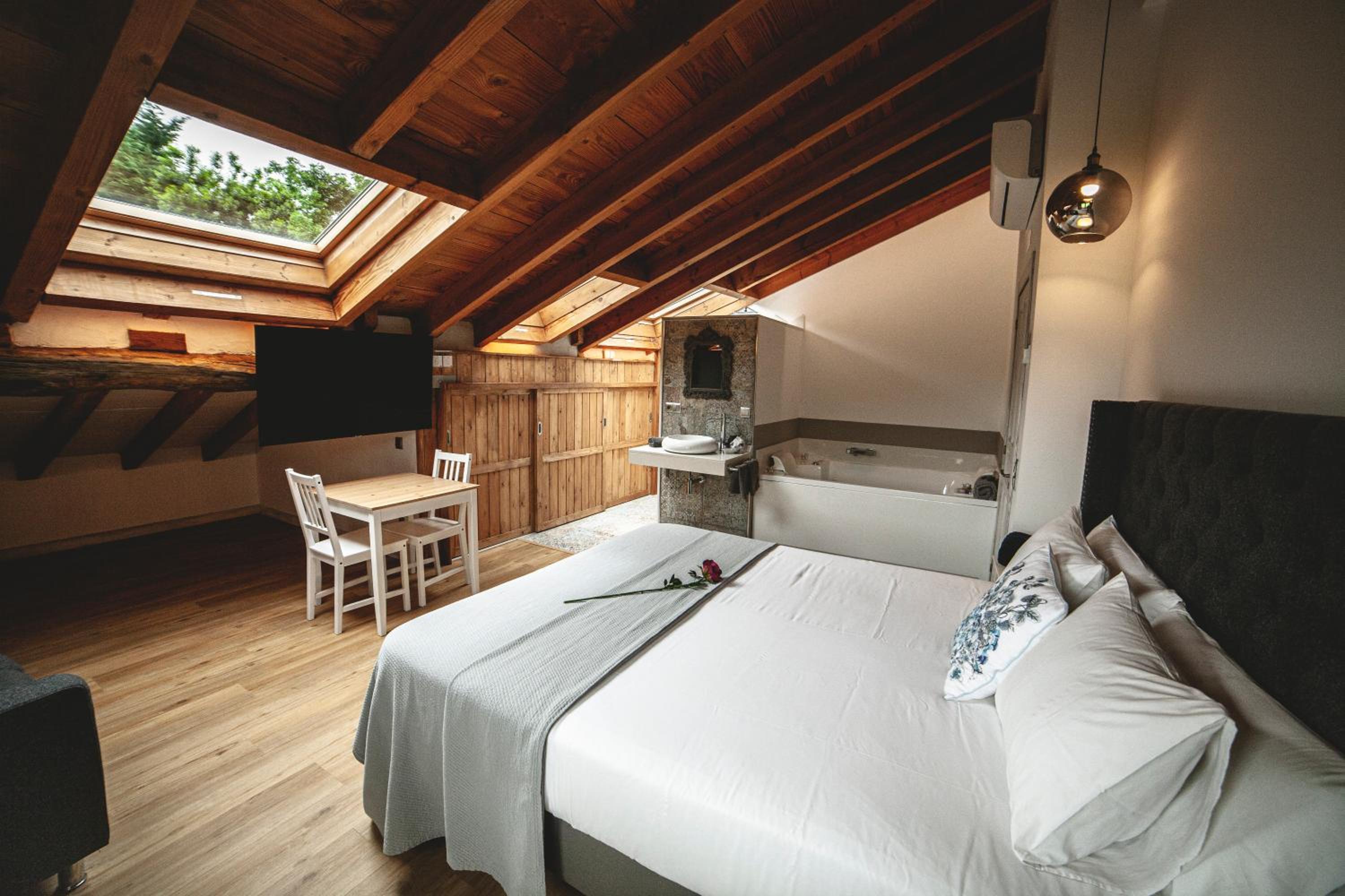 Suite con Bañera de Hidromasaje
