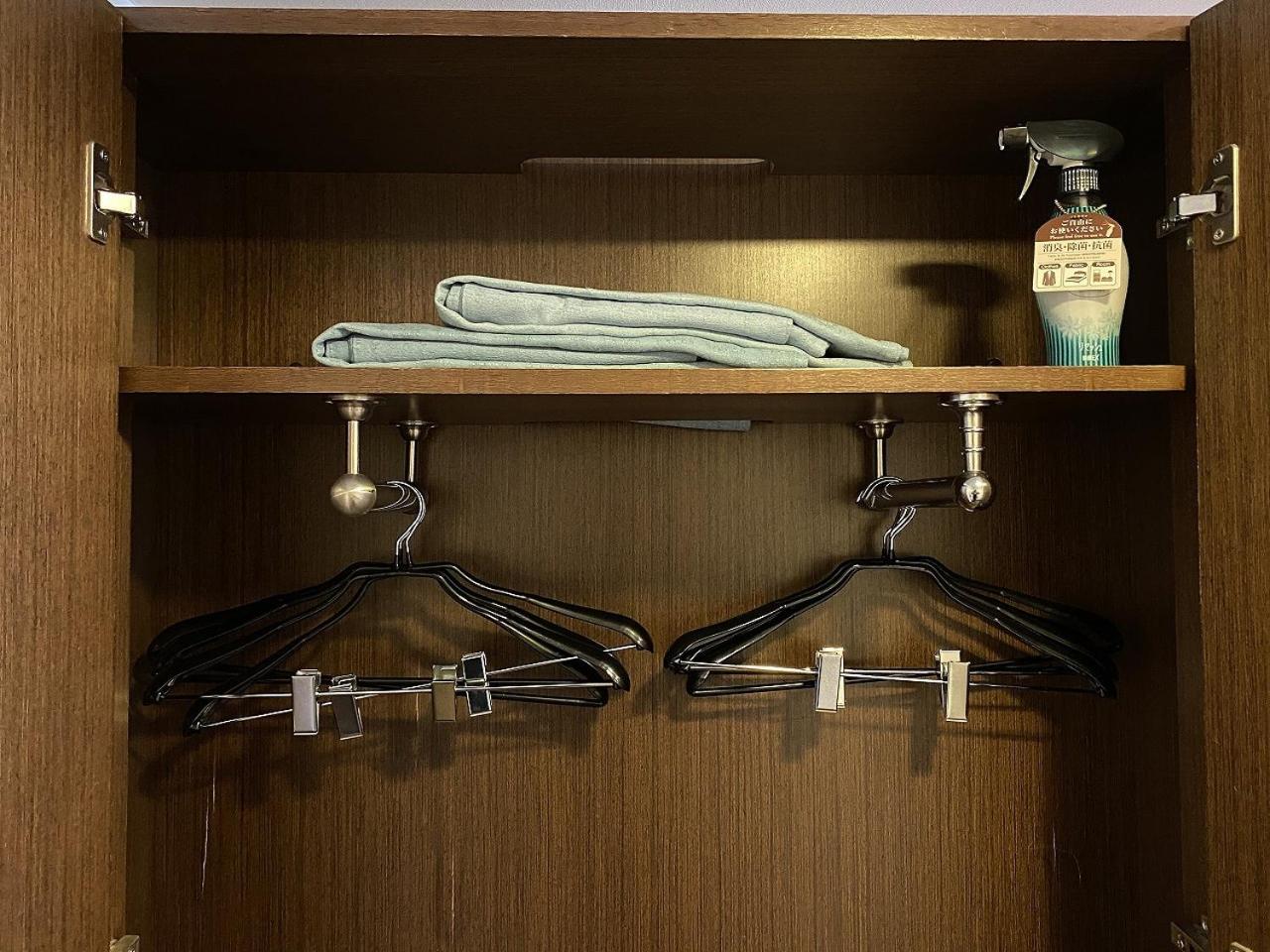 Twin Room - Smoking - Photo 7