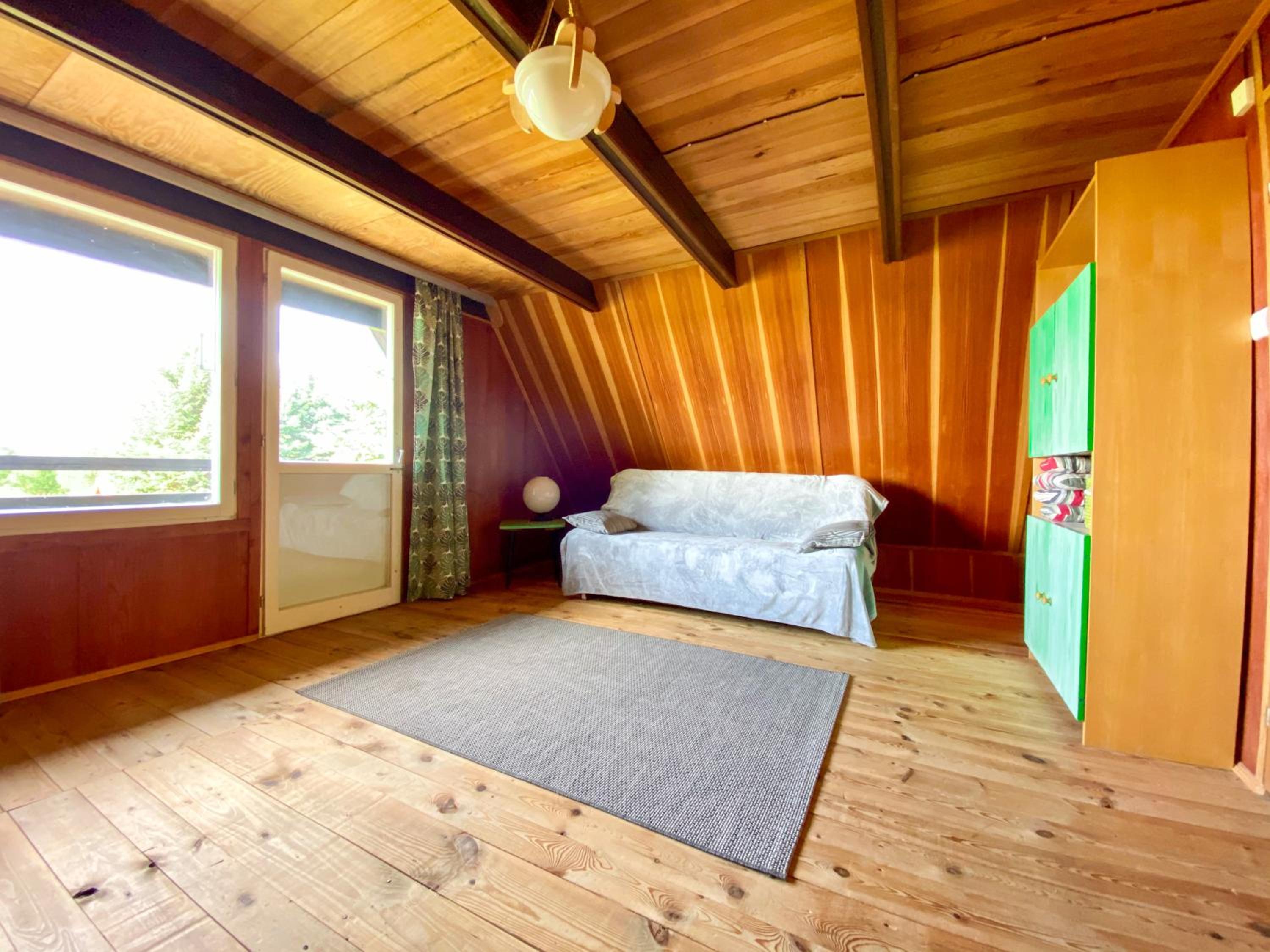 Three-Bedroom House photo 1