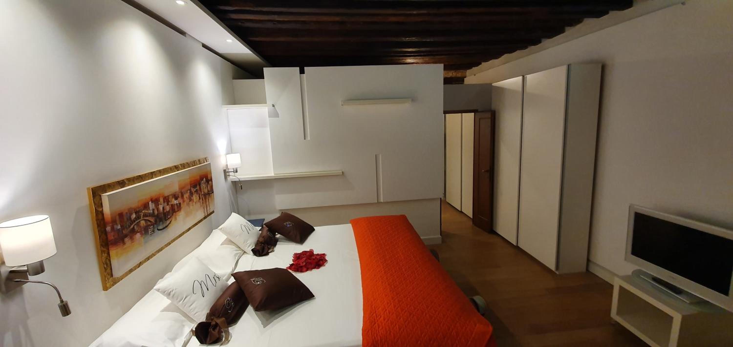 Apartment with Sea View photo 1