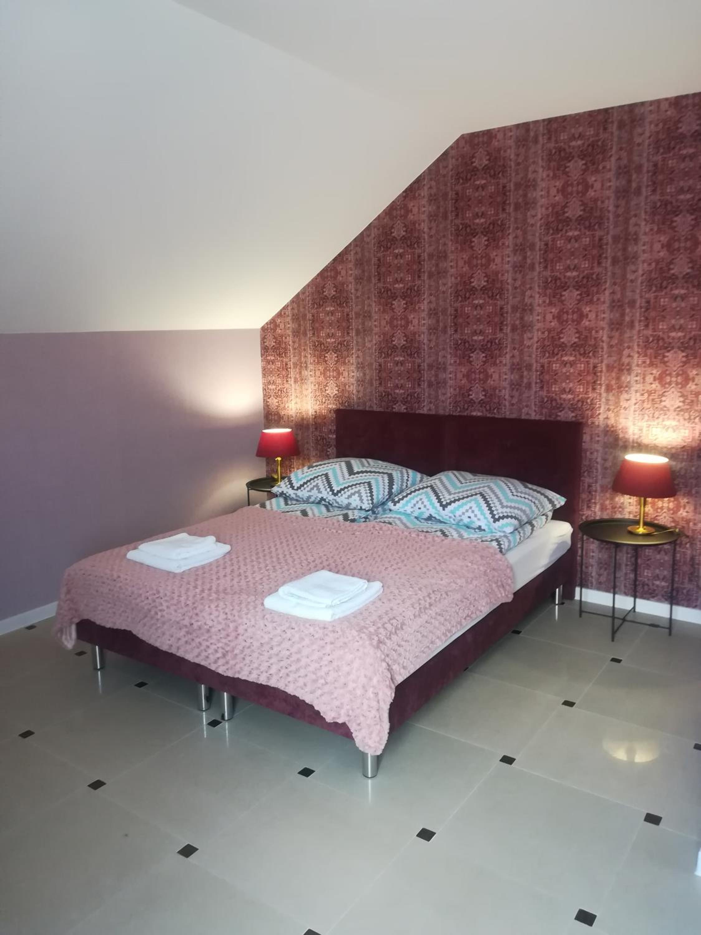 Deluxe Double or Twin Room