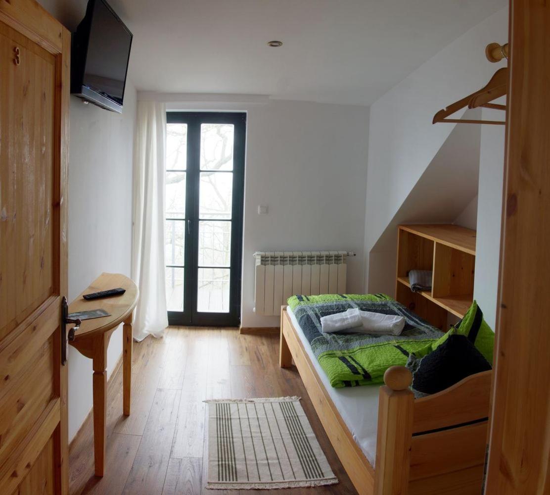 Single Room with Balcony photo 1