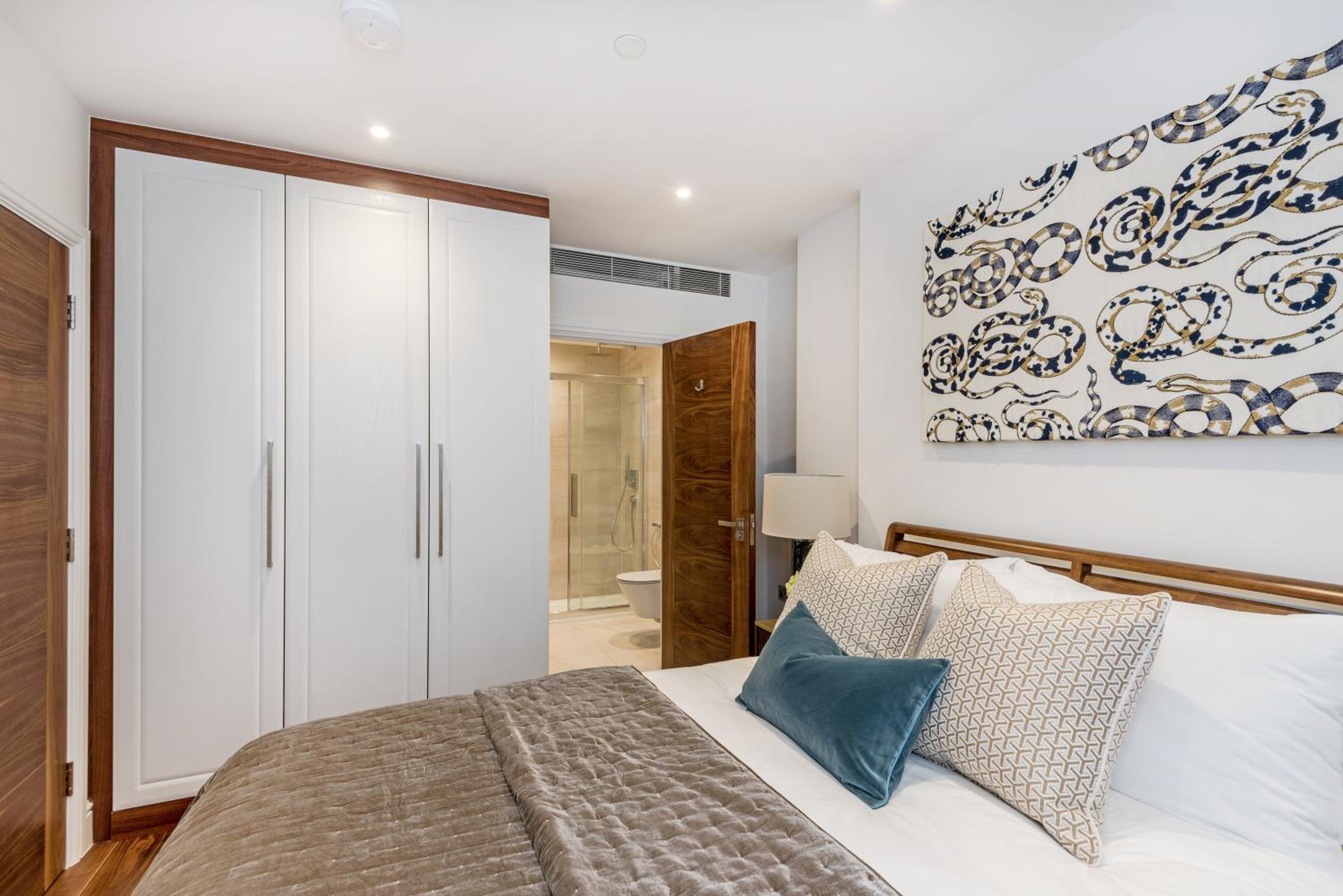 The Theodore Suite Apartment photo 1
